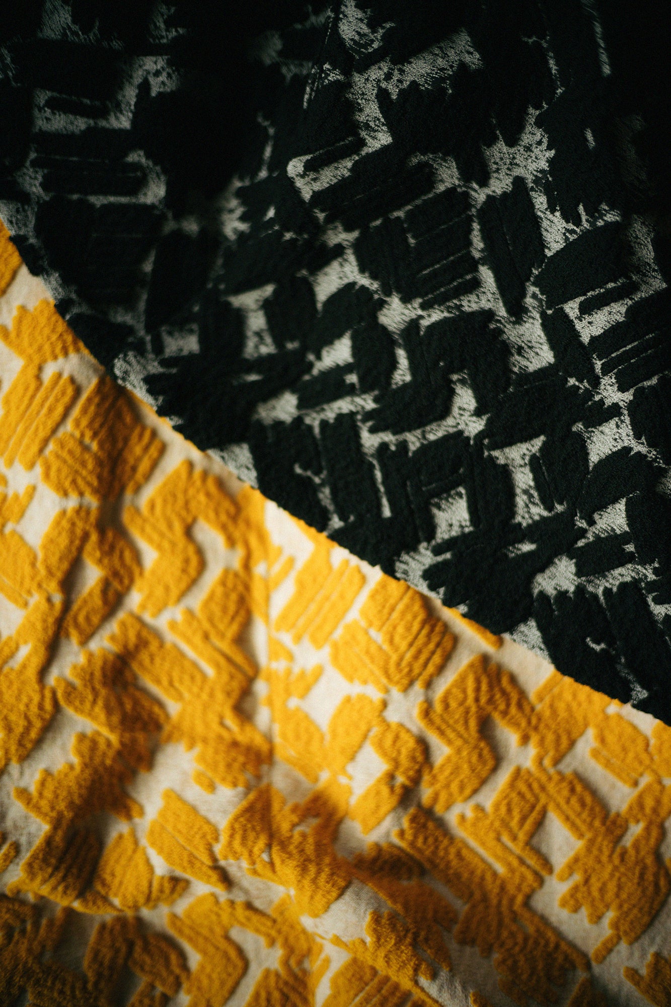 羊毛緹花 梯形袖 短外套 單層／金黃色