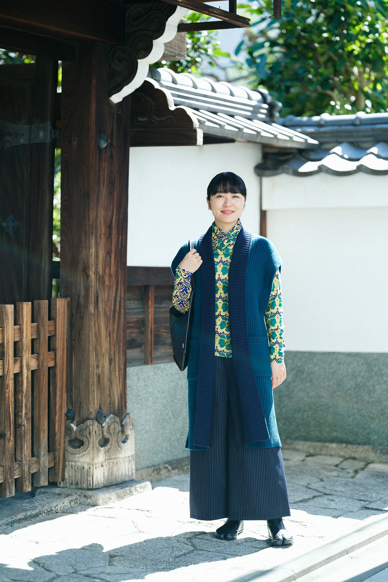 高領上衣／唐撫子