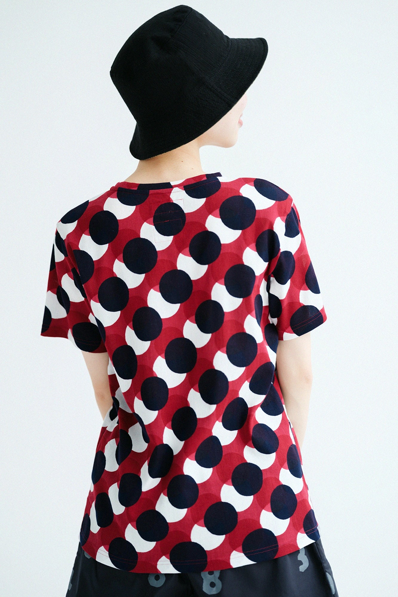 'Height：'164cm,'Wears taille : 'S,左上