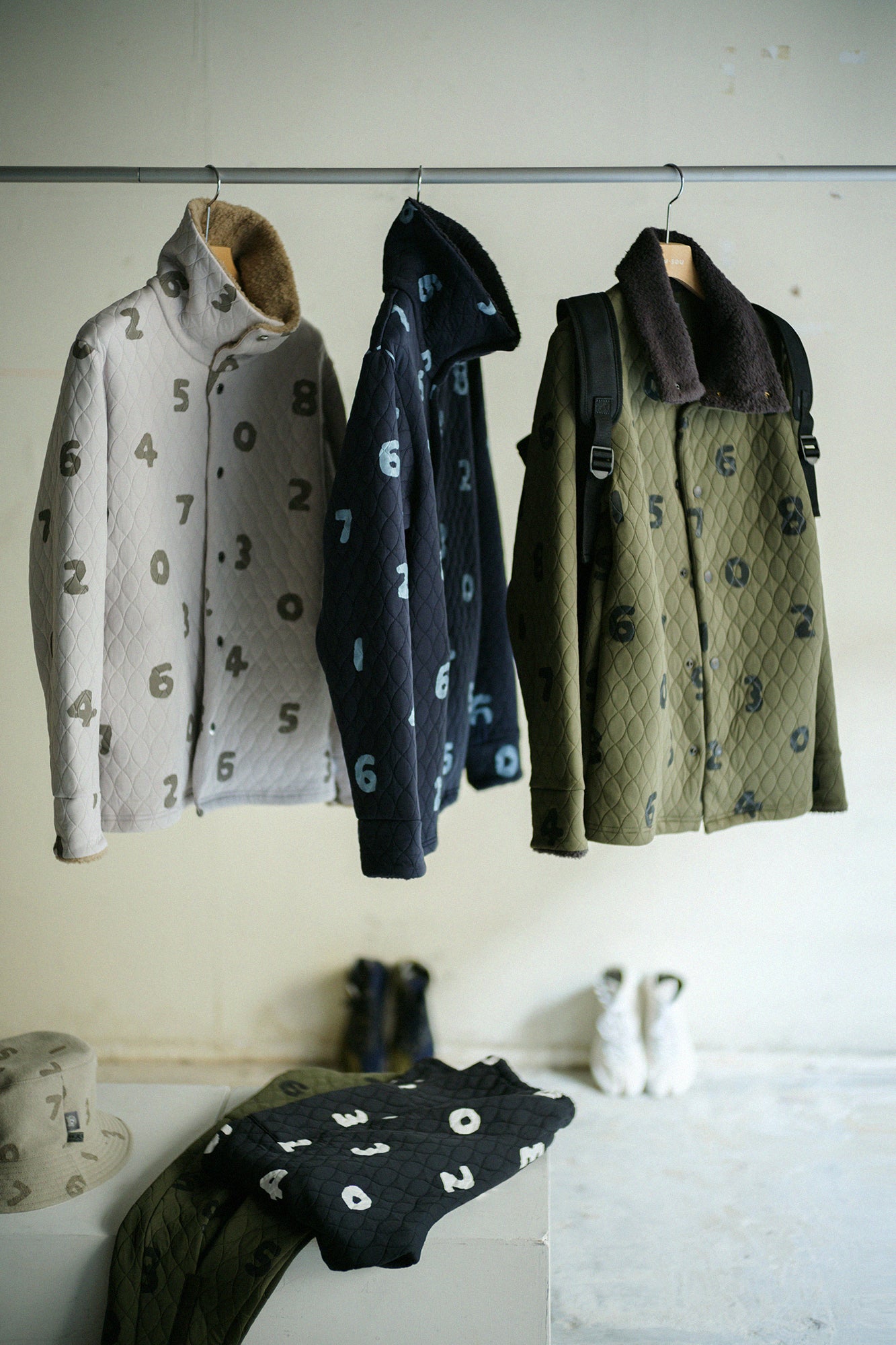 A.S Quilting Jacquard Neckwarm Cardigan／SO-SU-U Khaki 