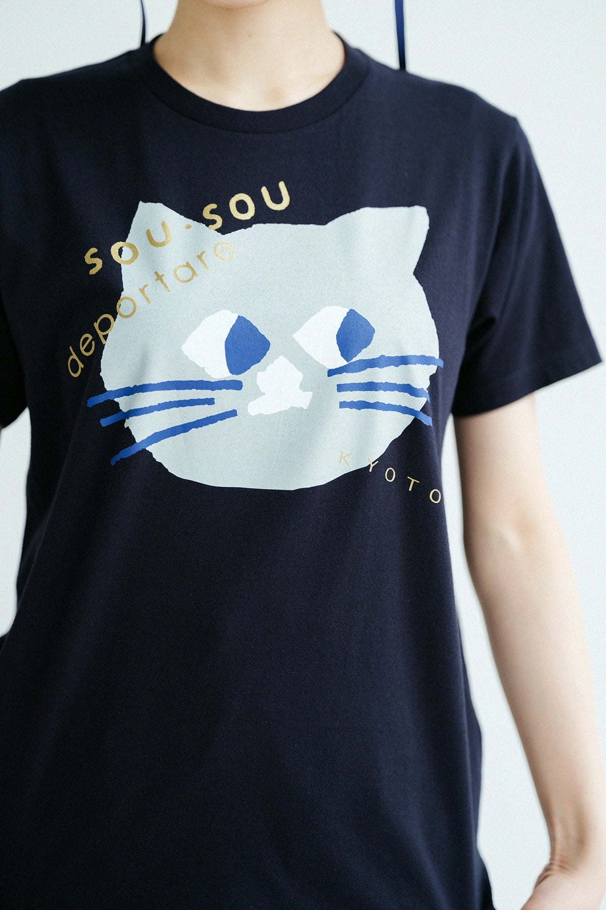 【6月30日頃発送予定】depoニャン 半袖Tシャツ[5.0]／ネイビー