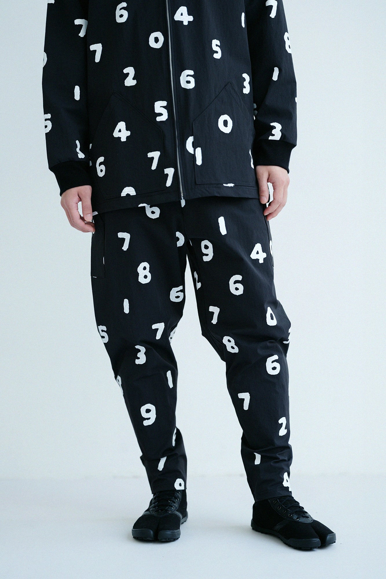 [Versand voraussichtlich um den 10. März] Grosgrain-Stretch BIKE Jodhpur/SO-SU-U schwarz