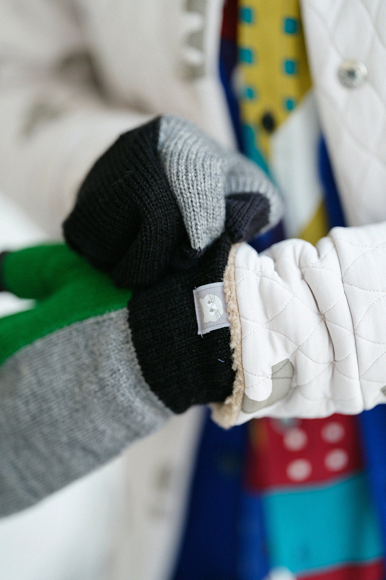 あっちグローブ トリコ／ミディアムグレー×ブラック