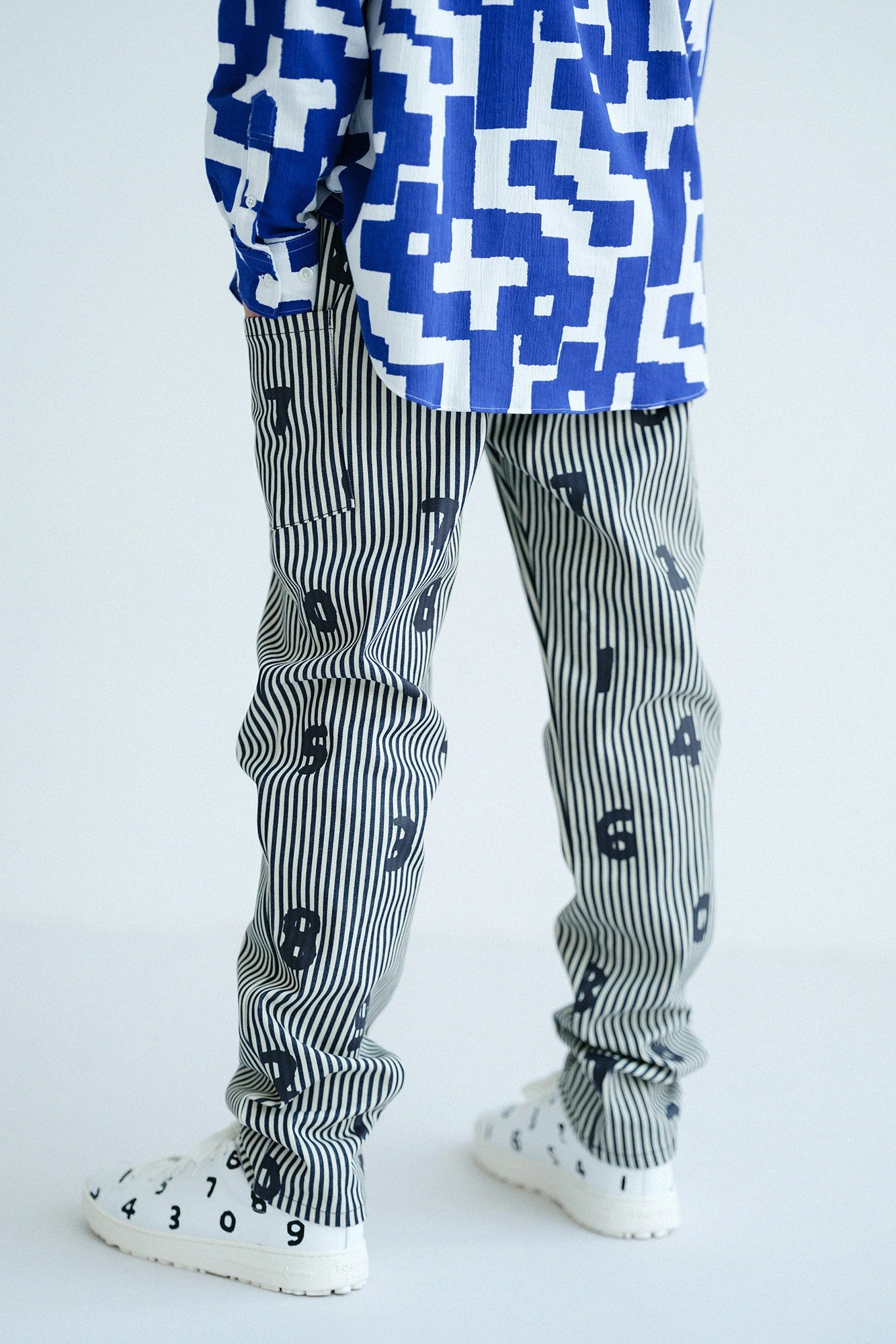 [Expédition prévue vers le 10 mars] Pantalon cargo fuselé en denim Hickory/Indigo x SO-SU-U