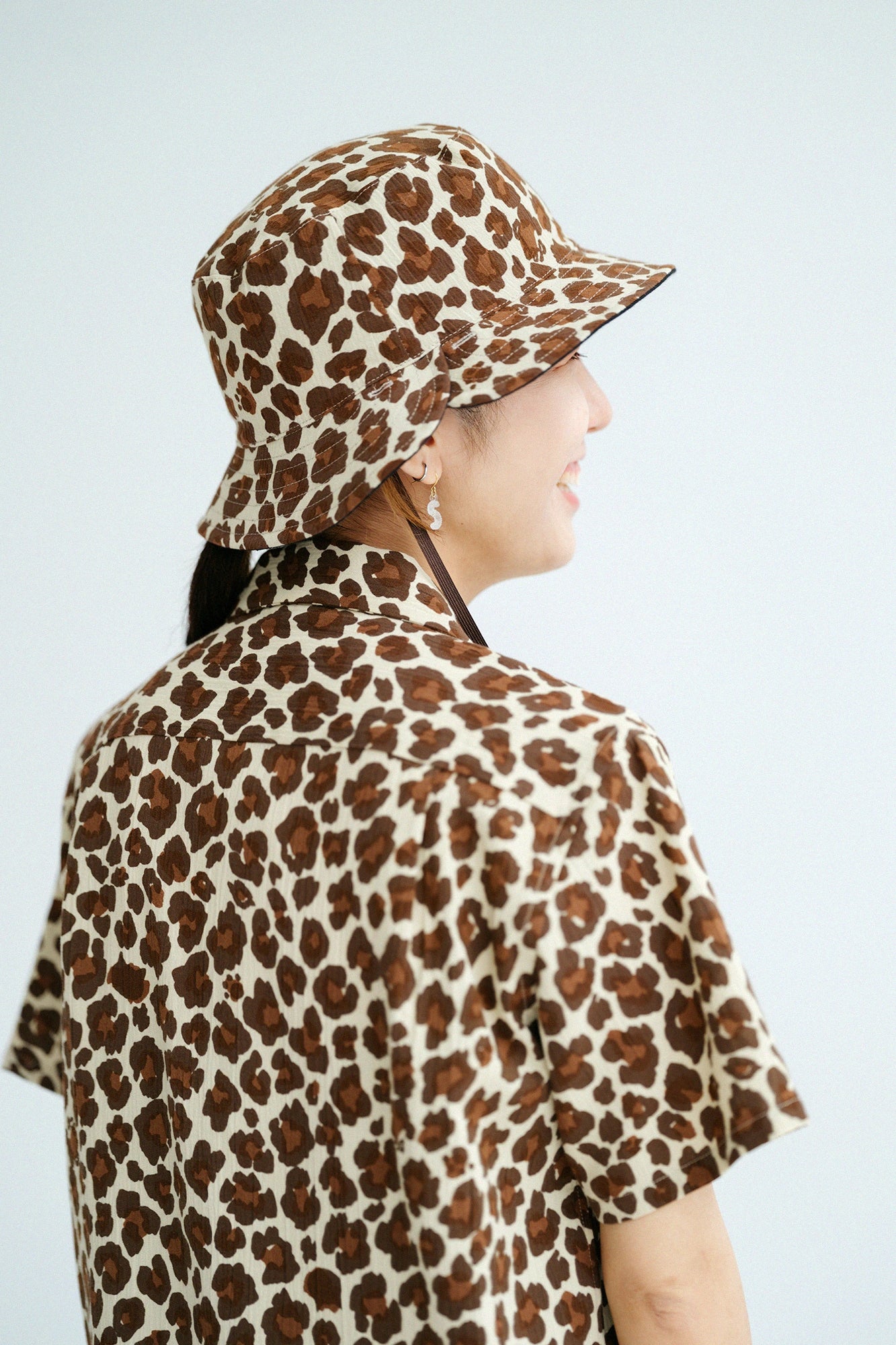 【6/30左右发送】高岛缩棉20/20 双面用BIKE HAT／depo leopard Daylight