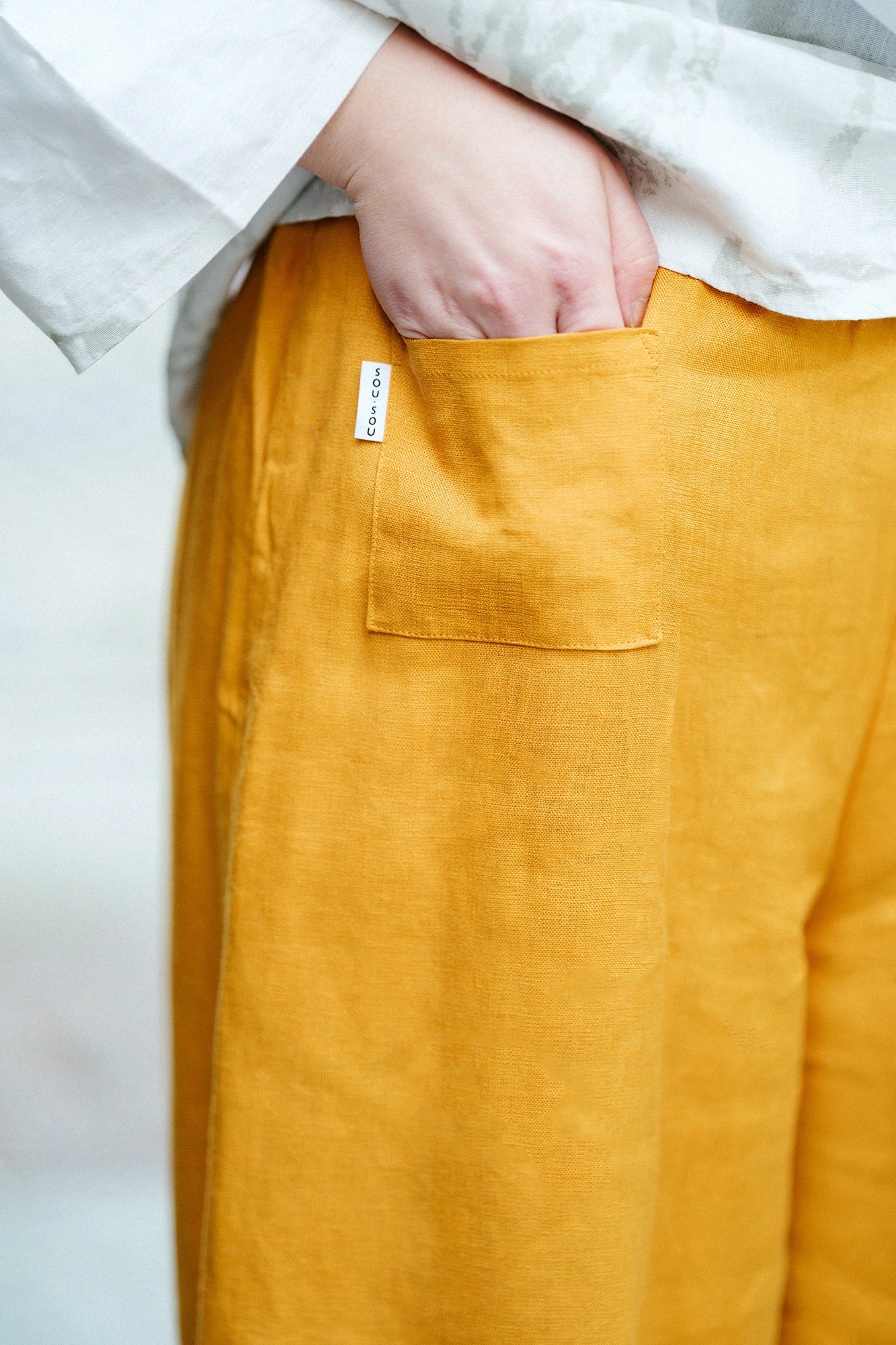 【Scheduled to ship around Mar 3】Linen Wide-legged Pants／Golden Brown