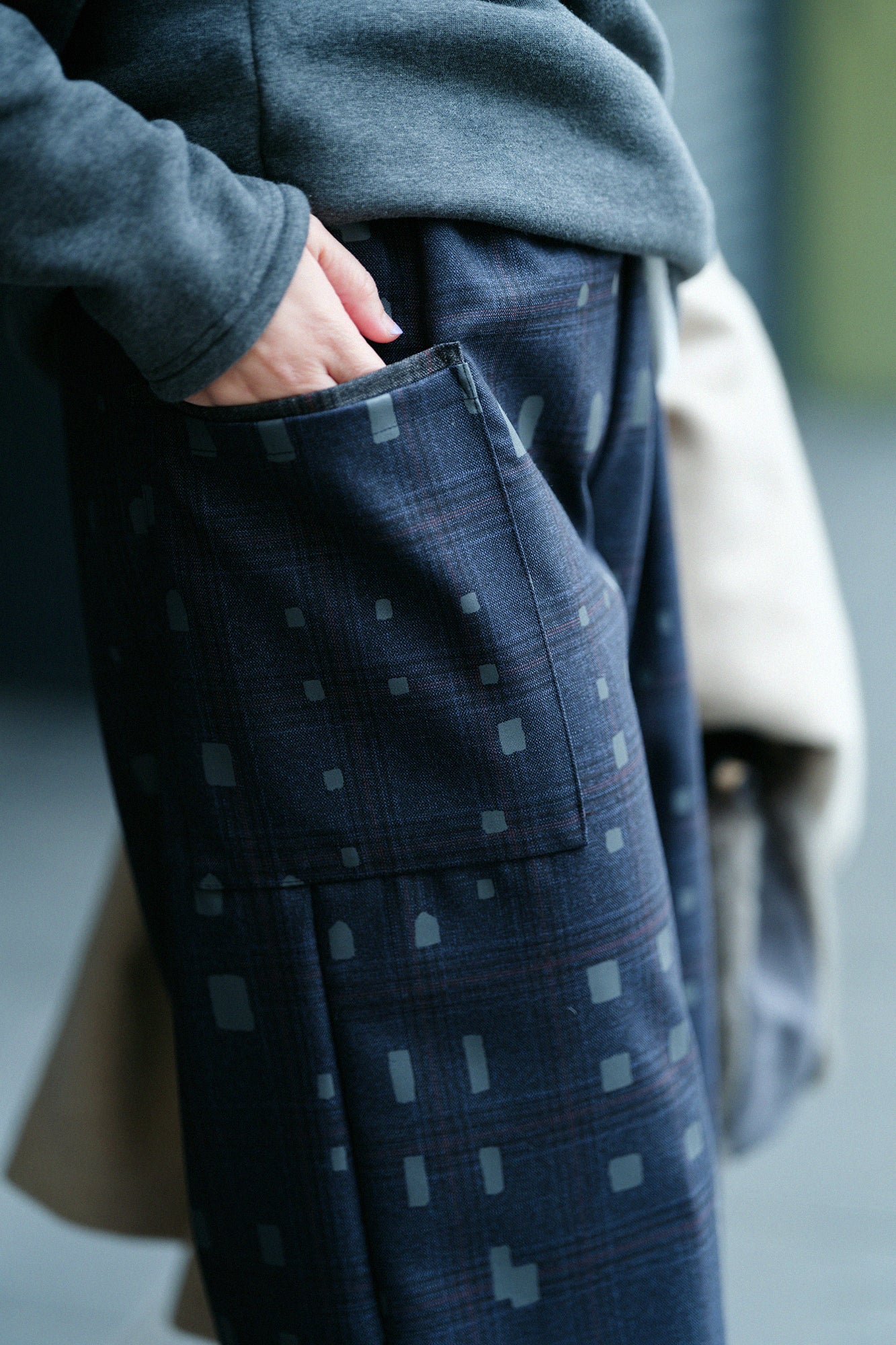 Combed Yarn Lattice Weave Square Pockets Monpe Pants / Window Dark Blue