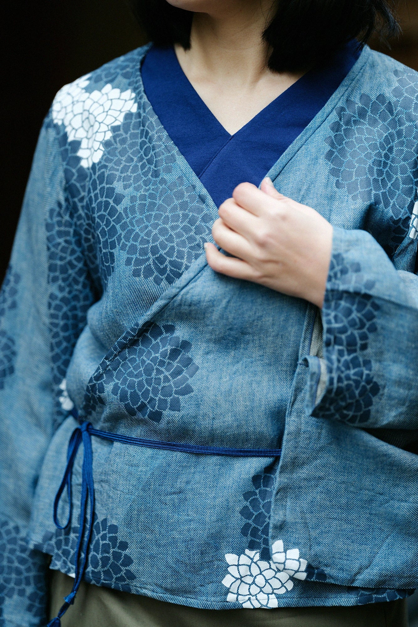 코튼 린넨 아야오리 코소데칸이／구름사이에 국화 사비오 난도 