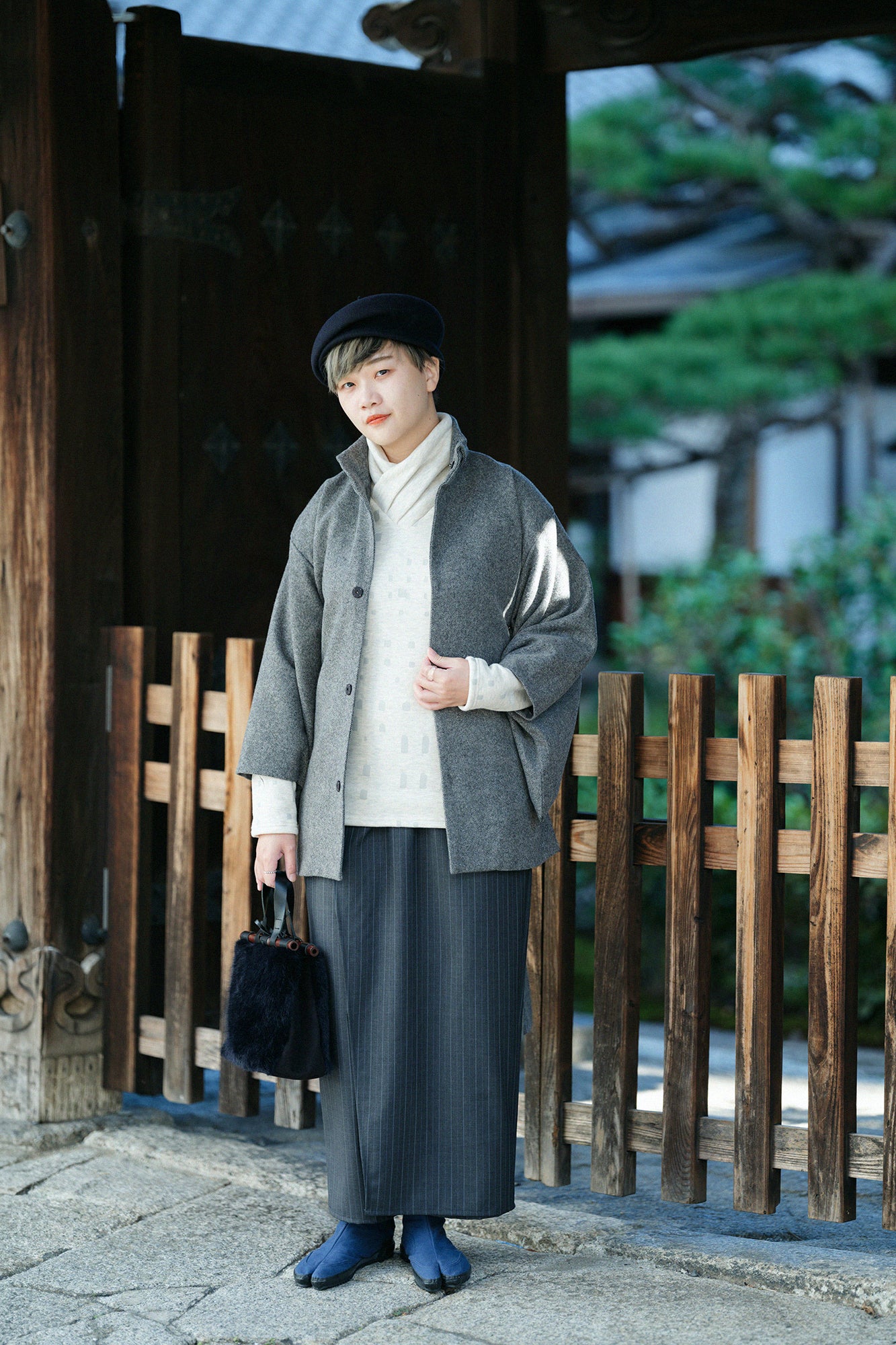 Boa Lining Turtle Neck Shirt / Window Ivory