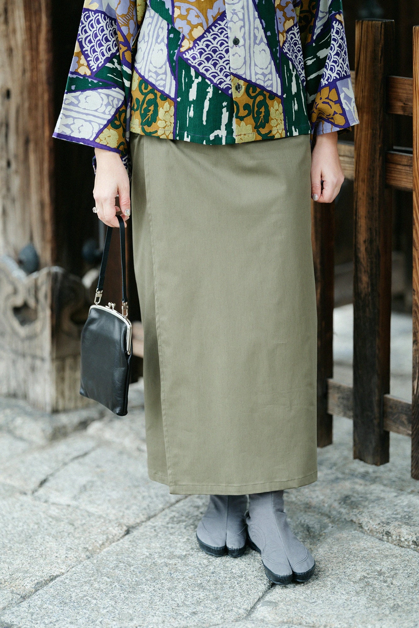 <b>Voraussichtlicher Versand Anfang März</b> Shin (しん) Hanf-Baumwoll-Mischung, Rachinengewebe, Koshiki / Farbe: Matsuumi (Miruiro) 