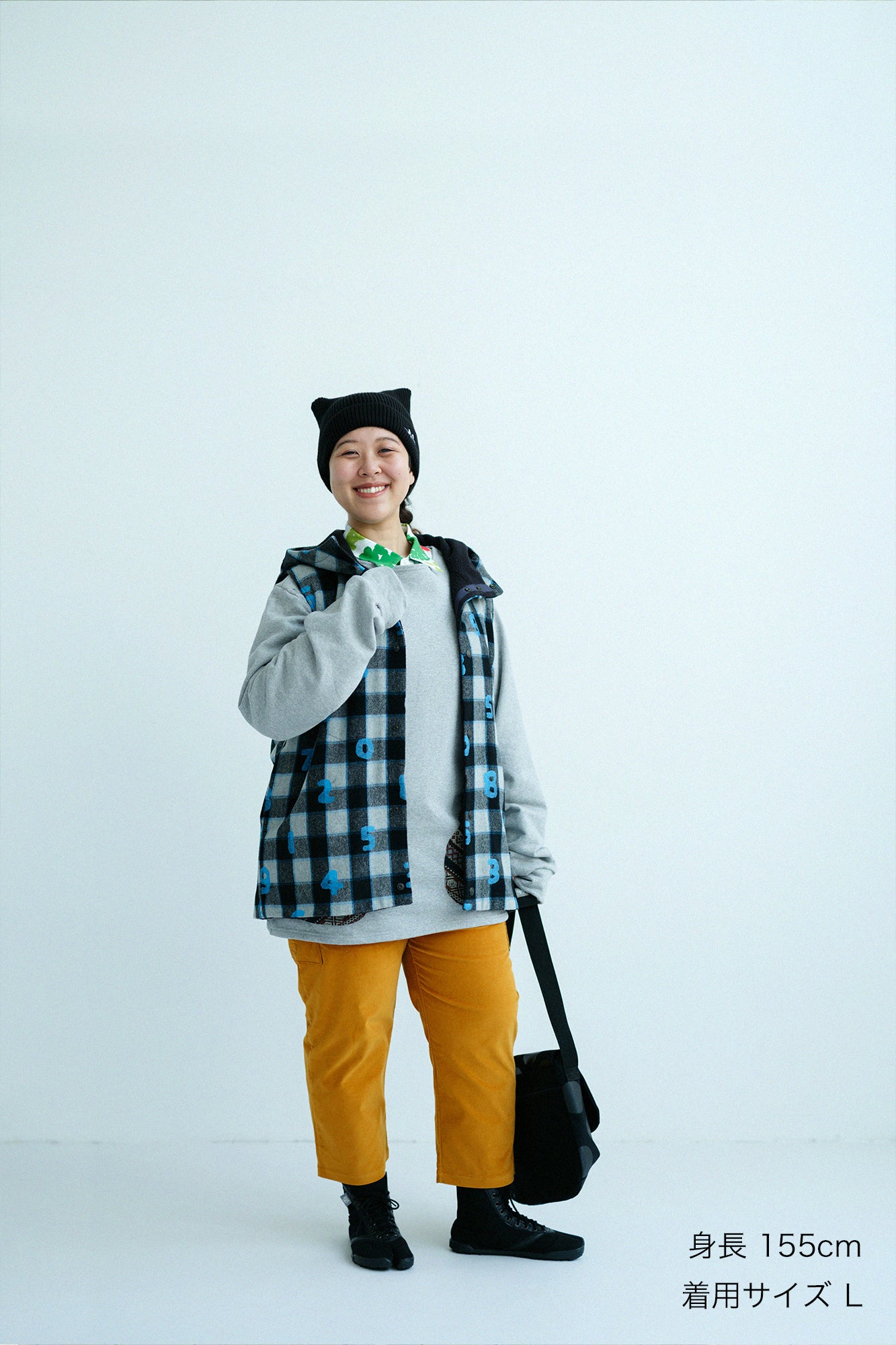 ウールチェック×ボア BIKEフードベスト／SO-SU-U ブルーブラック