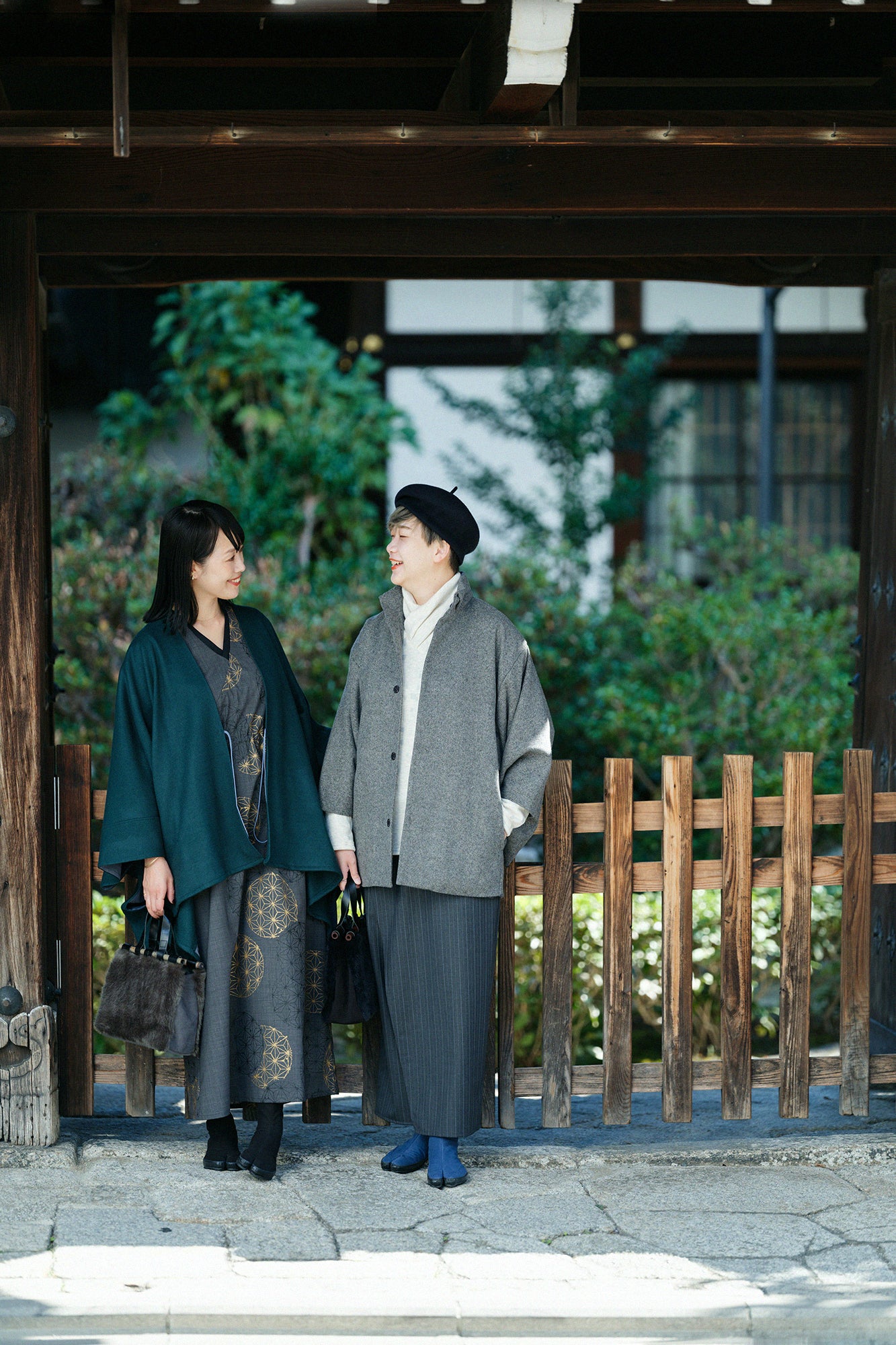 Combed Yarn Double V-neck Kimono Dress / Hemp-leaf Pattern Ink Color