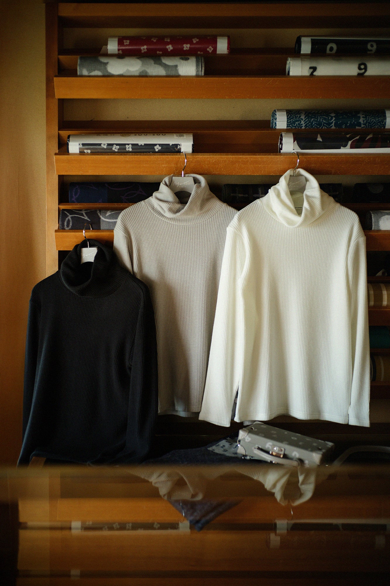 【預購】Soft Thermo(R) 羅紋針織 造型高領L/S長版上衣／黑色（※預計於12月9日左右發貨）