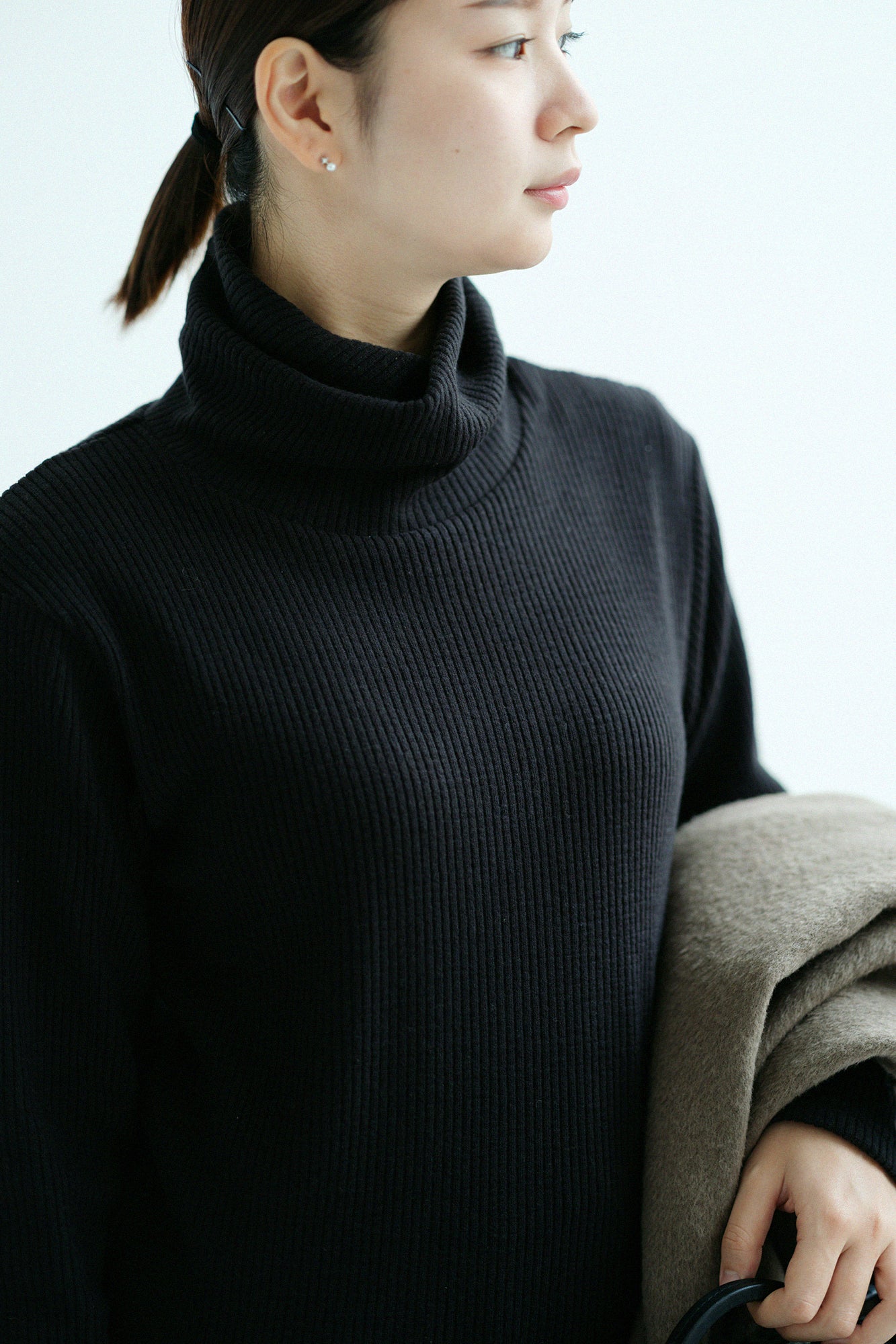 【預購】Soft Thermo(R) 羅紋針織 造型高領L/S長版上衣／黑色（※預計於12月9日左右發貨）