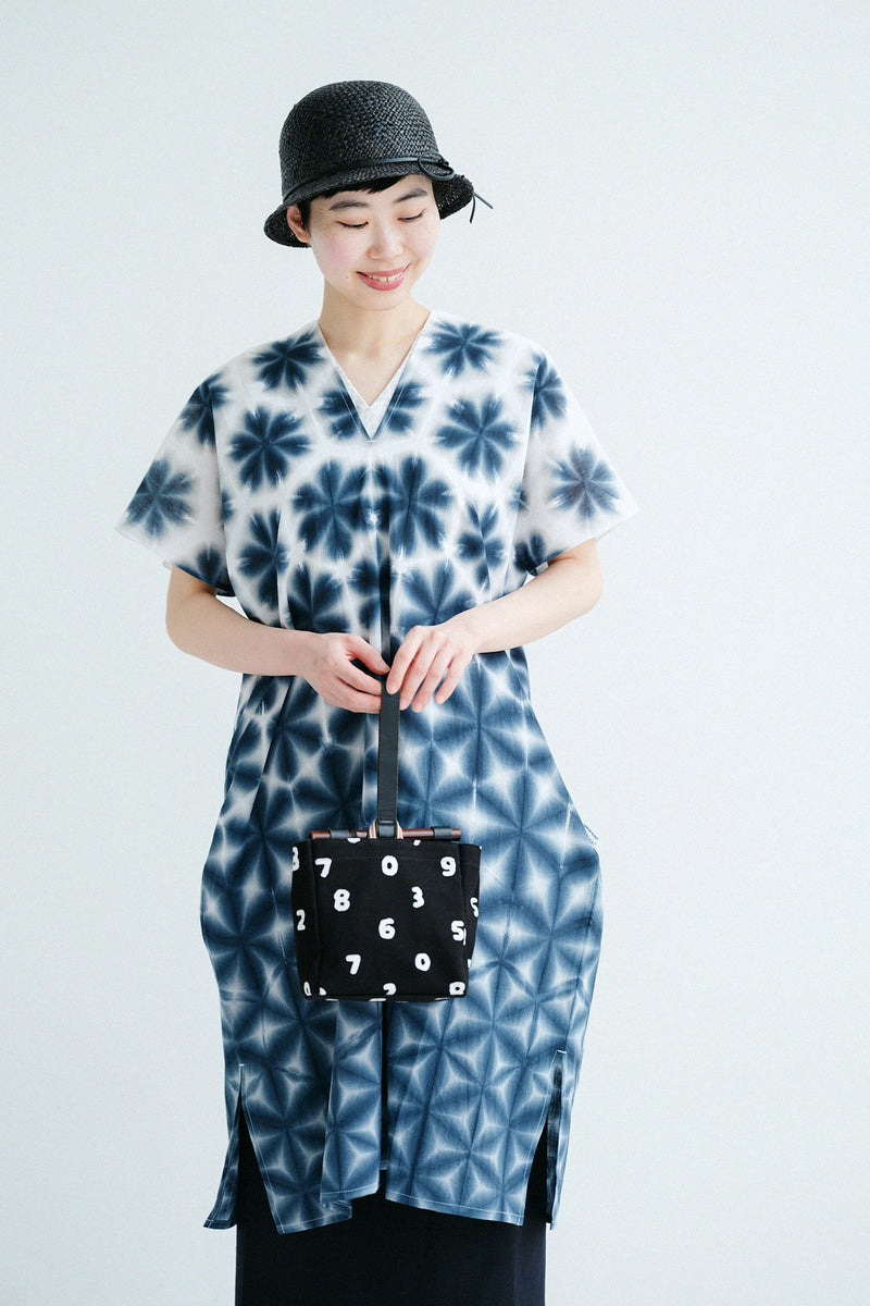 '身長：'164cm,'着用サイズ：'女F