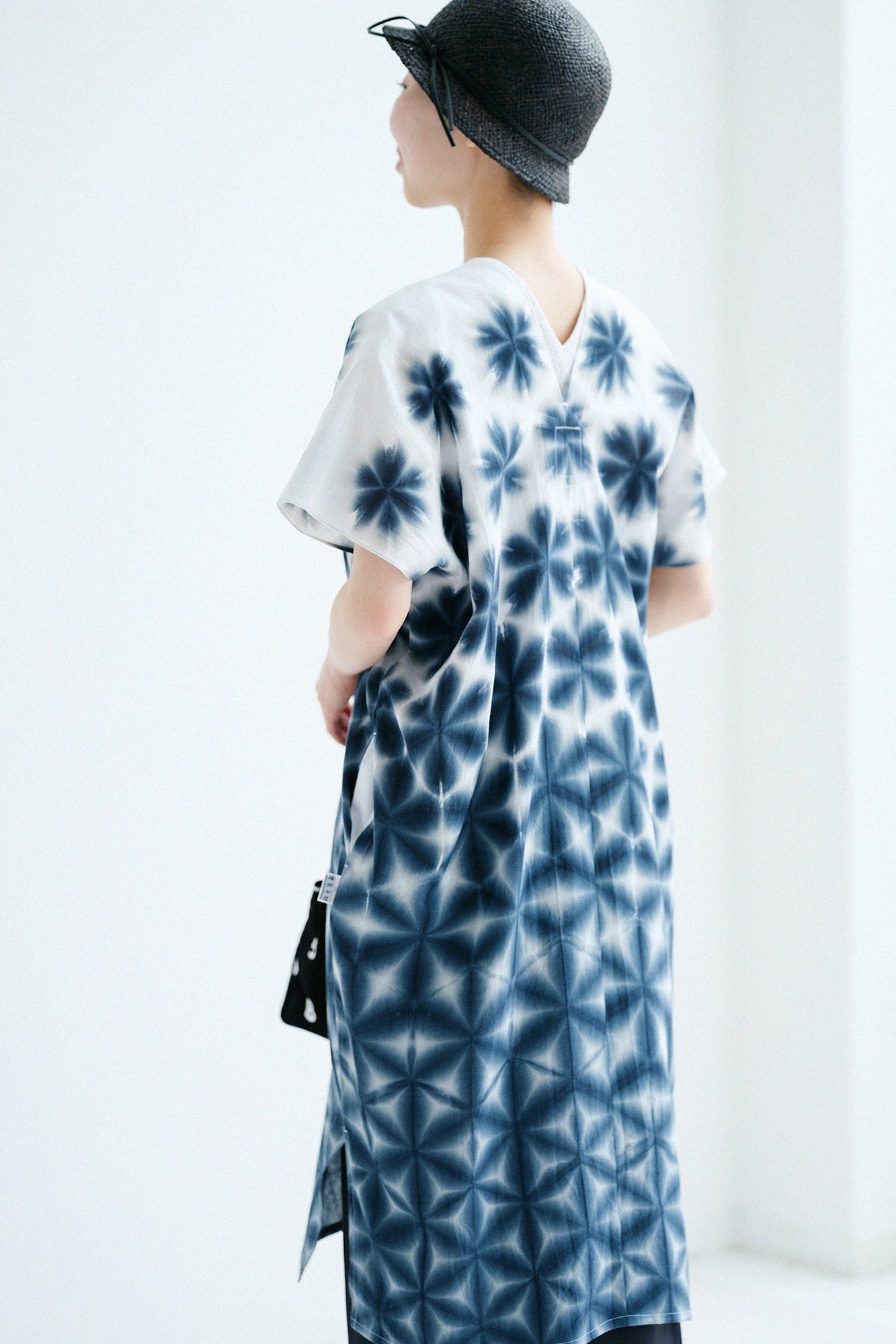 'Height:'164 cm,'WearsTaille : »Women F,右下
