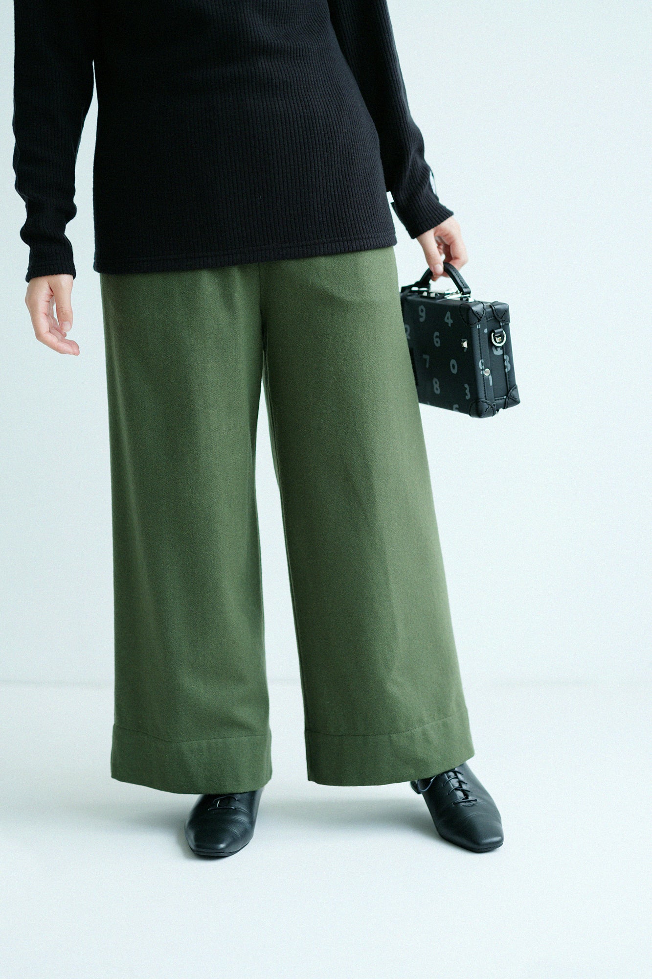 【預購】CORDURA® 耐磨羊毛 闊腿褲／苔色（※預計於12月9日左右發貨）