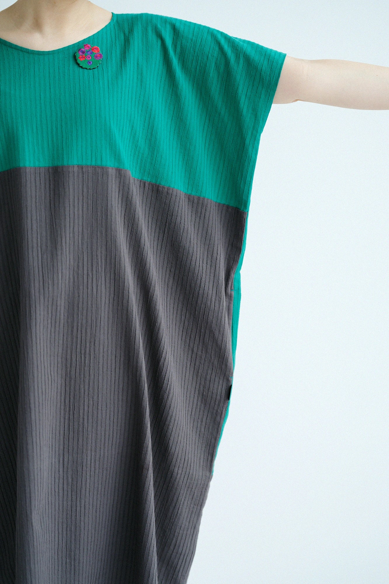 [Versand voraussichtlich um den 21. April] Takashima Chijimi 40/20 Akiha Rectangular Clothes Kumi/Tokiwa Midori x Decarbonized Color