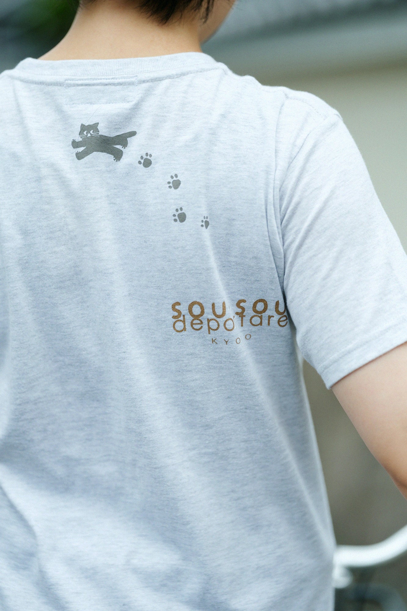 【6月30日頃発送予定】depoニャン 半袖Tシャツ[5.0]／アイボリー