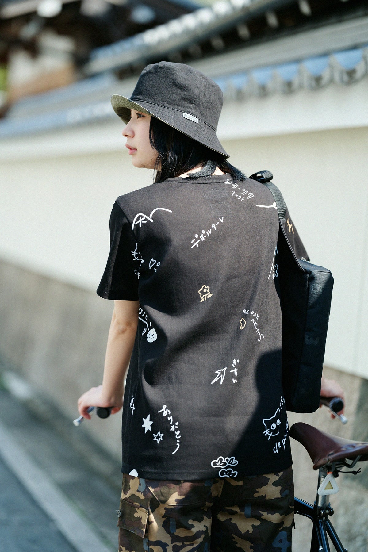 'Height:'162 cm,'WearsTaille: 'S,左下