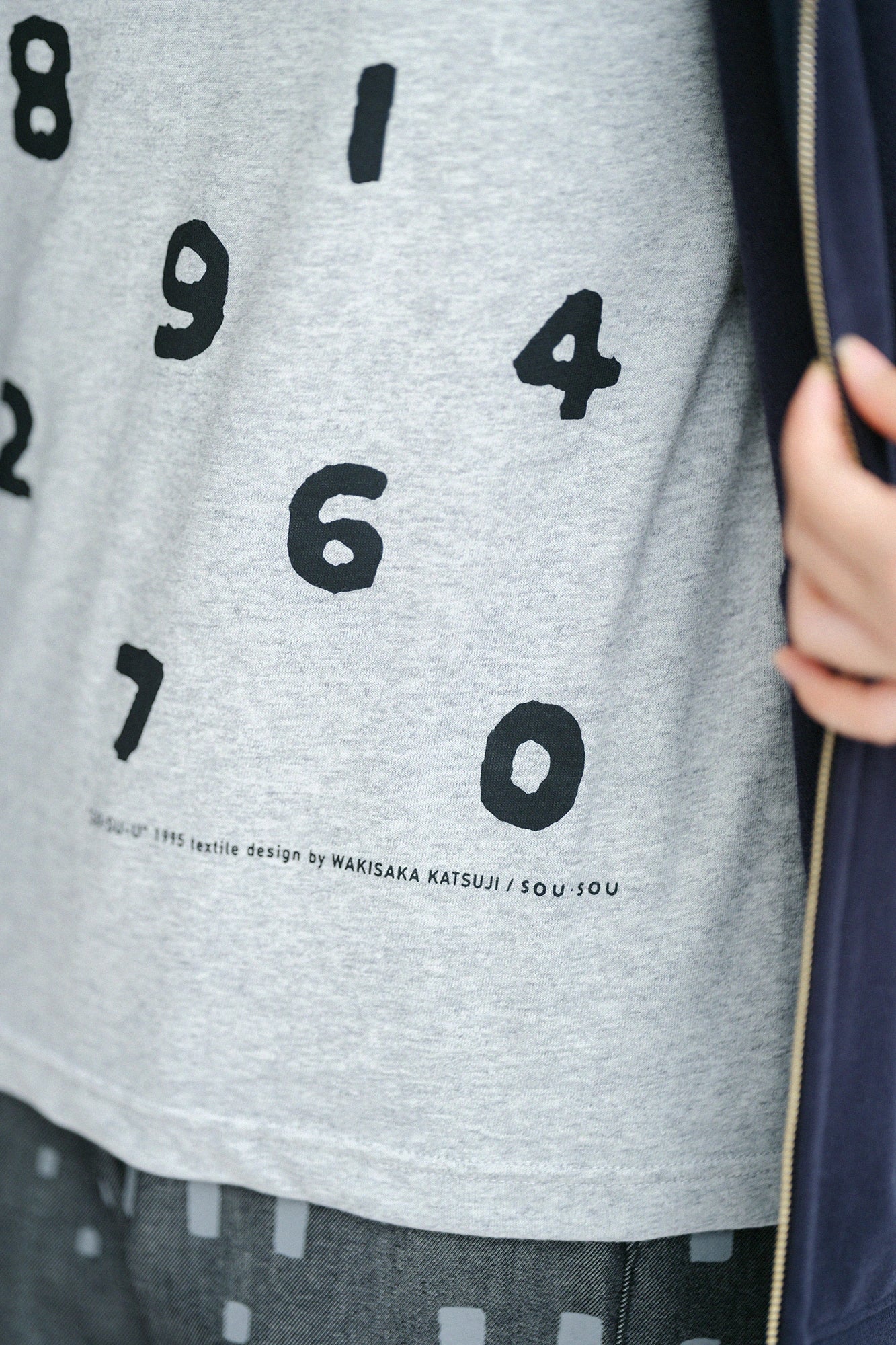【Ships ard. 9/29】SO-SU-U Long-Sleeved T-Shirt2 [5.6]／Heather Grey