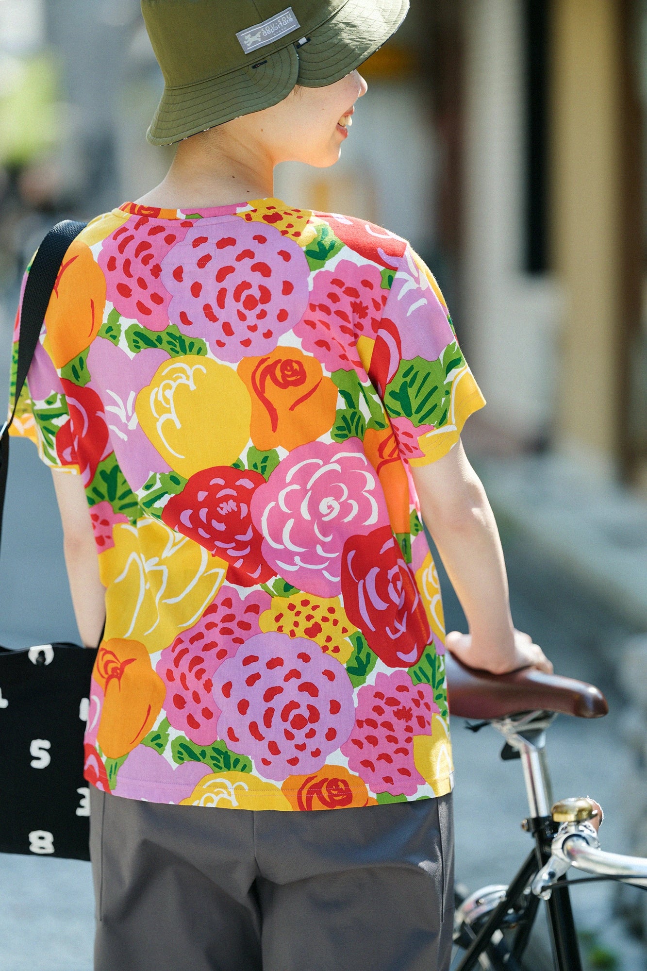 'Height:'164 cm,'WearsTaille: 'S,右上
