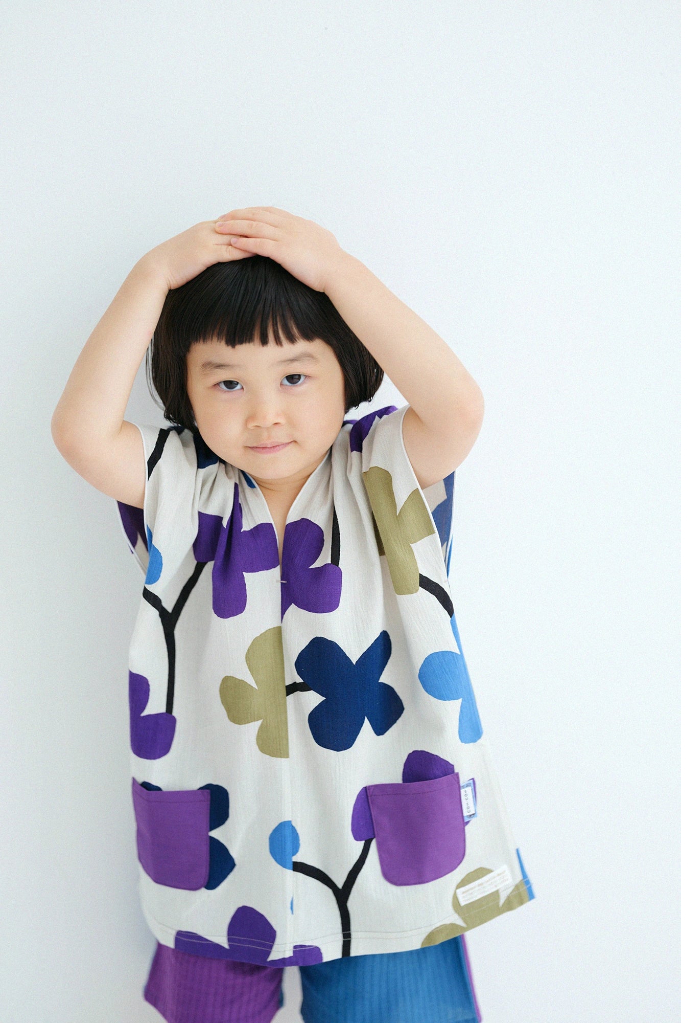 '身長：'100cm,'年齢：' 4歳,'着用サイズ：'L,右上