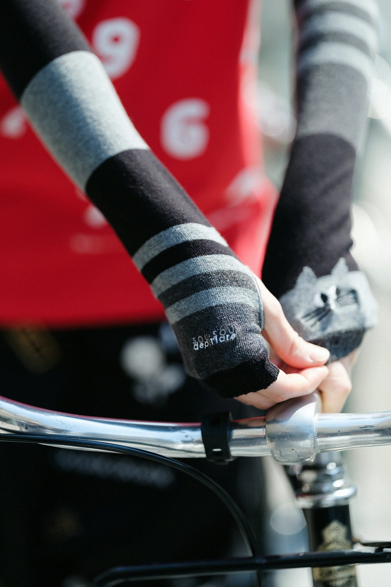 [Expédition prévue vers le 28 avril] depo Nyan Dry Nova Arm Sleeve/Middle Grey