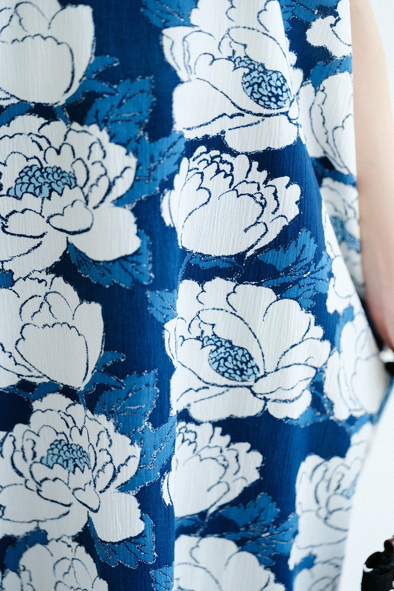 【Ships ard. 6/23】Chizimi Cotton 20/20 Ainasen Rectangular Dress / Peony Blossom