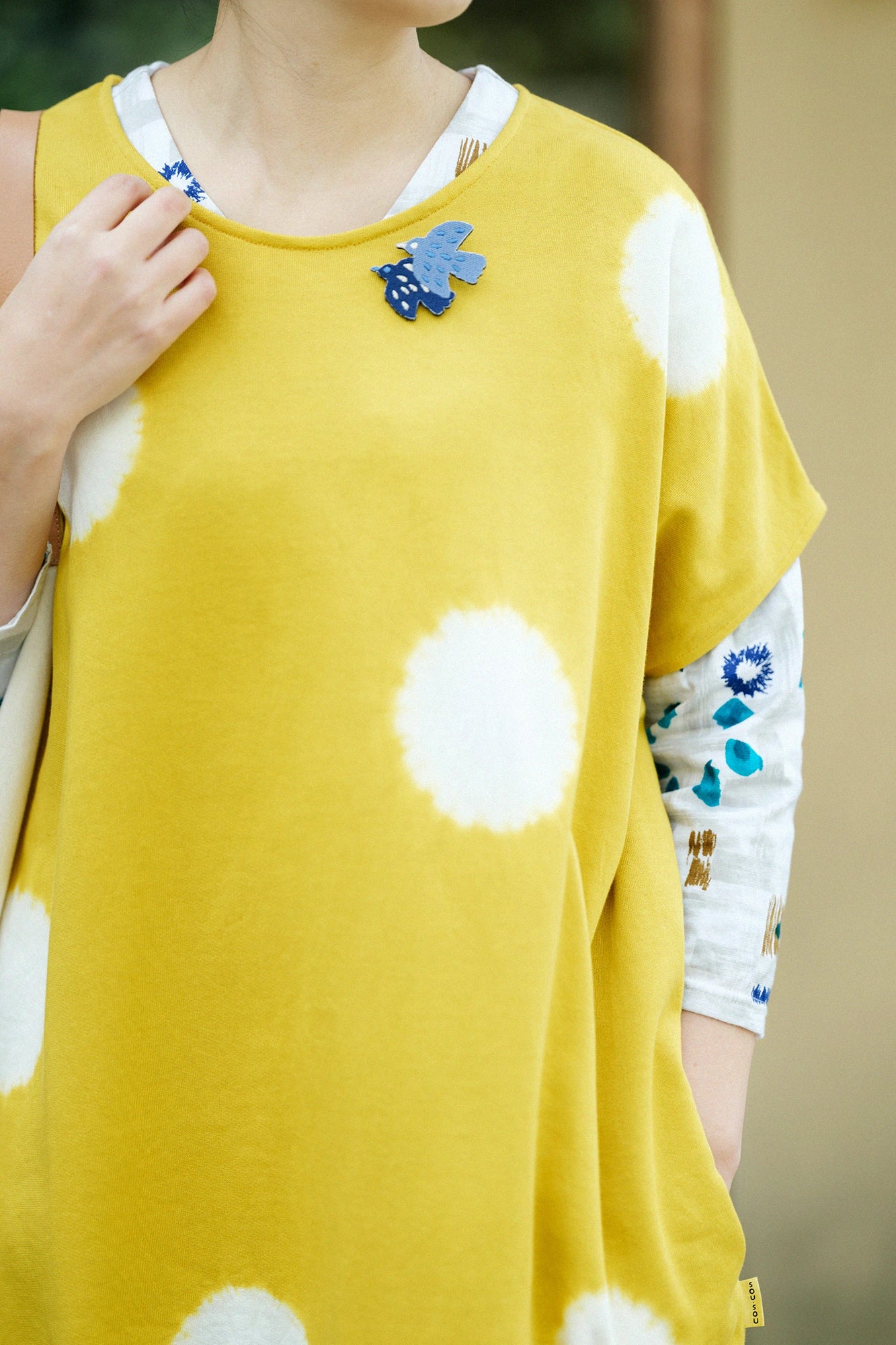 [Versand voraussichtlich um den 3. März] Kinkiyo Shibori, dünnes Fleece, rechteckiges Kleidungsstück, Schulterlinie/Mizutamadai, goldene Farbe x Tsukumo