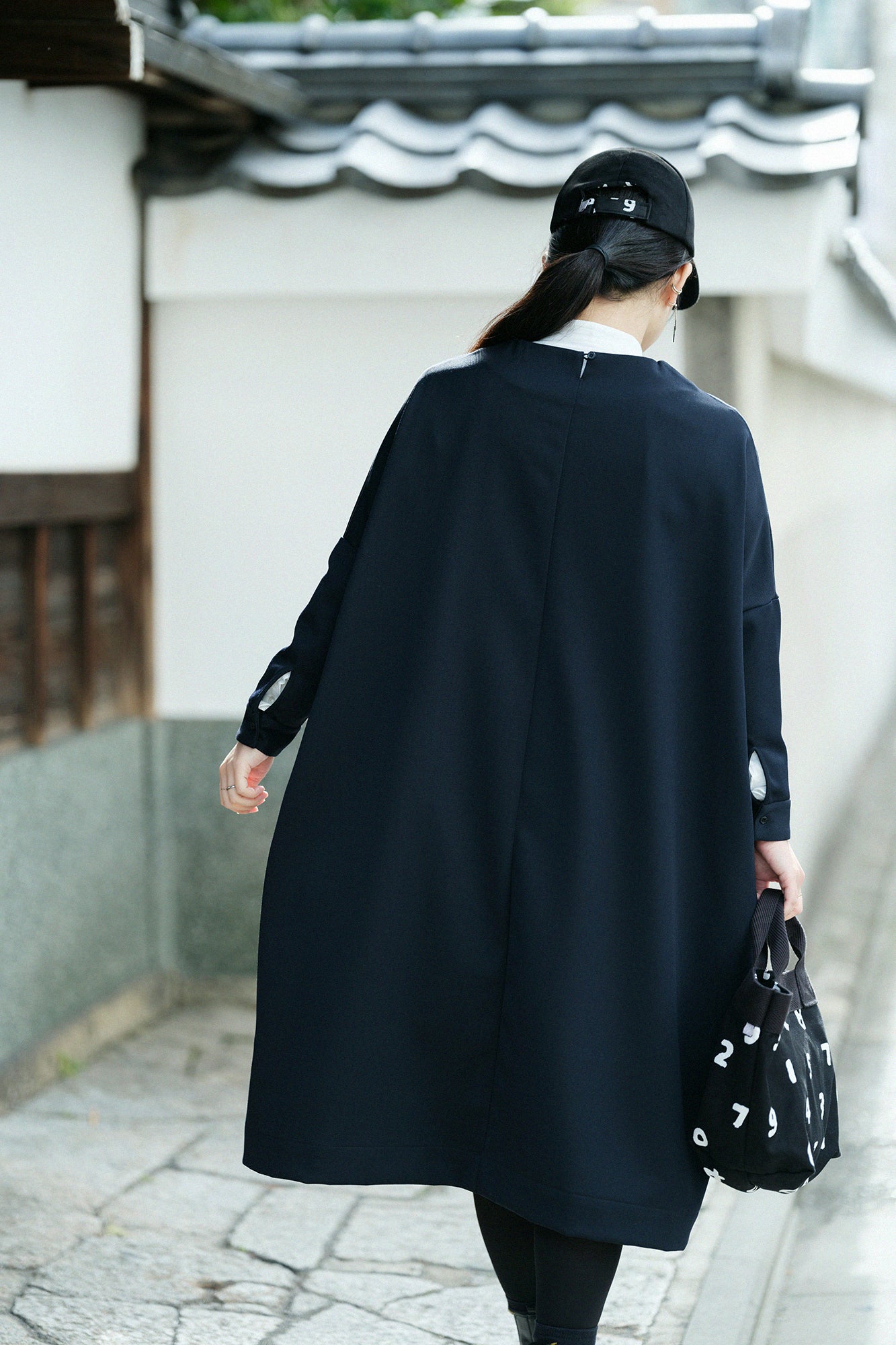 【預購】Alpinix 寬版洋裝／深藍（※預計於12月9日左右發貨）