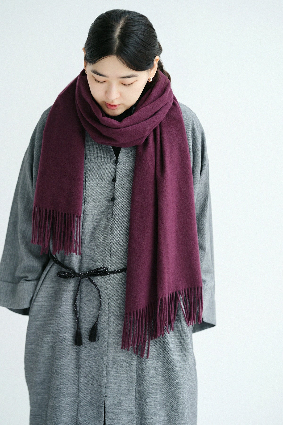 【Expédition prévue vers le 17 novembre】 Baby Cashmere(R) Écharpe longue / violet profond 