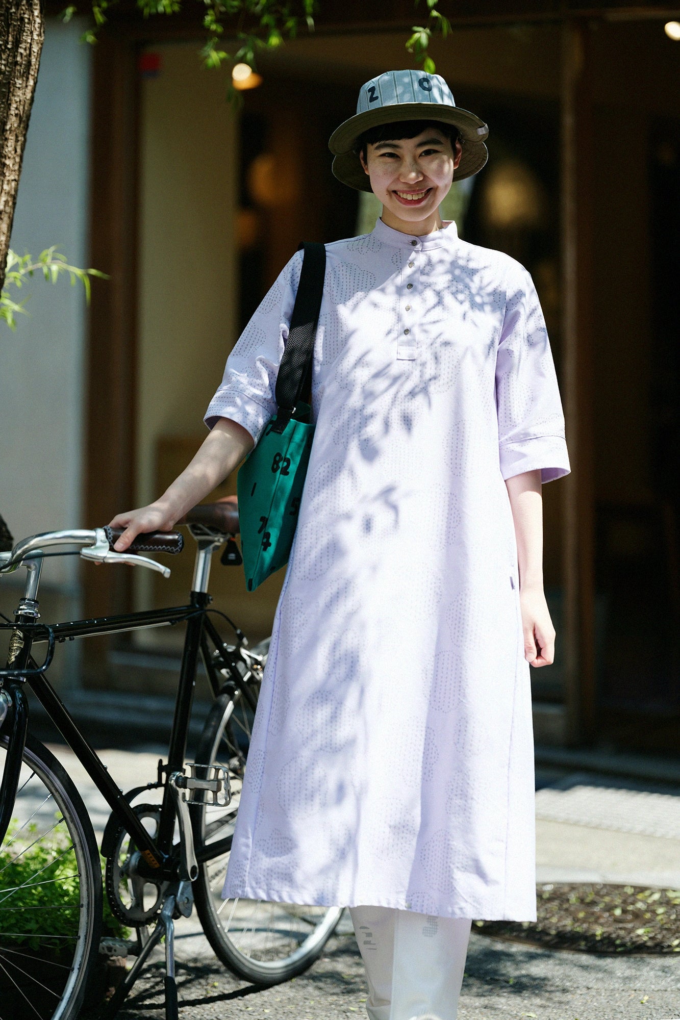 'Height:'164 cm,'WearsTaille : »Women M