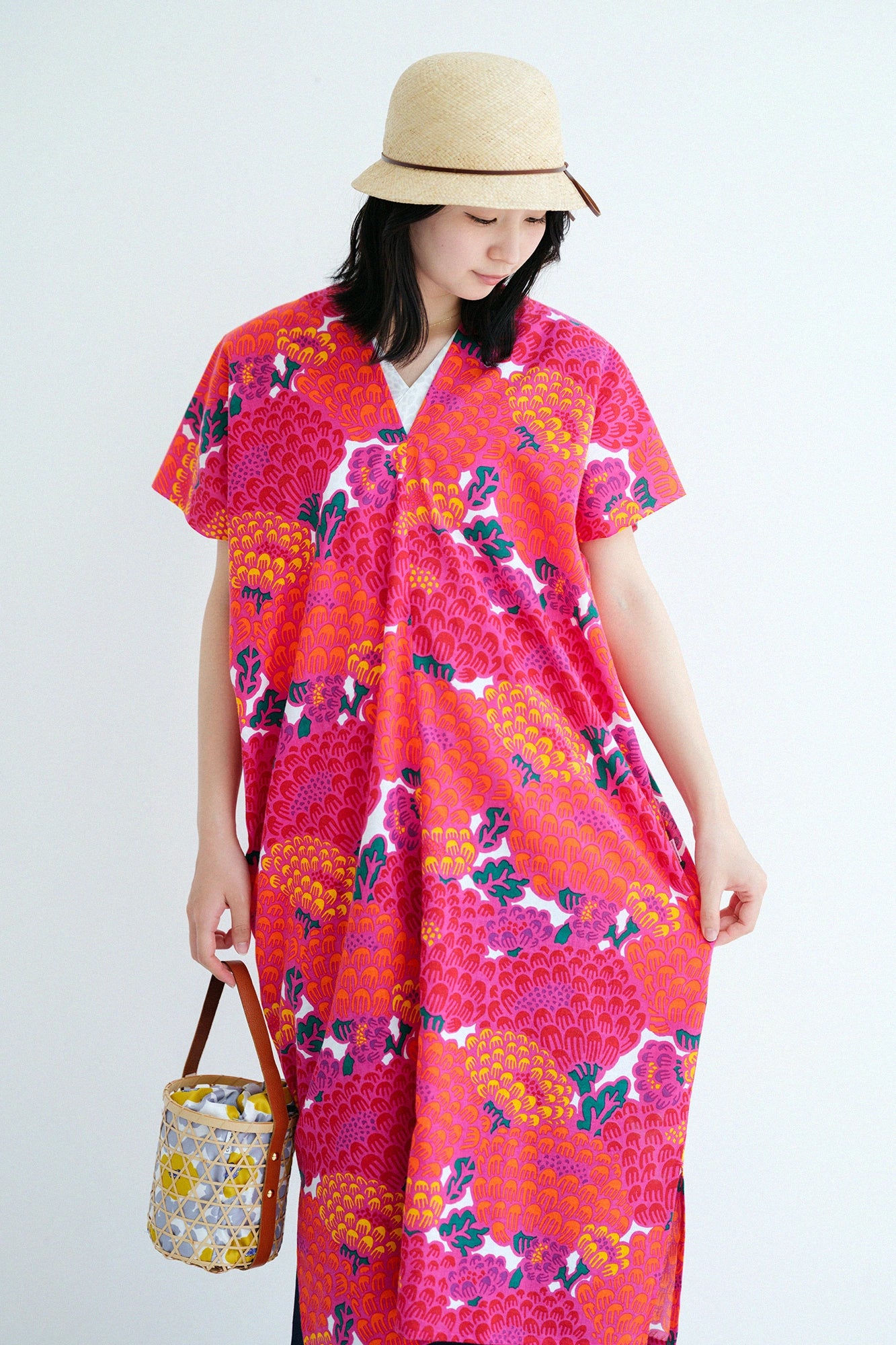 'Height:'162 cm,'WearsTaille : »Long,左下