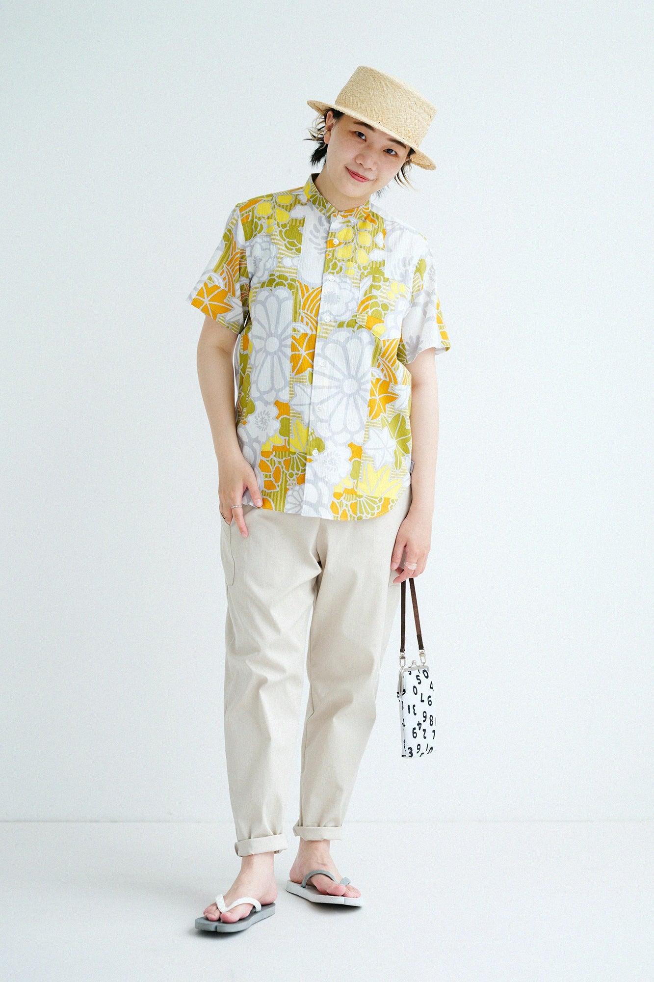 'Height :' 162 cm, 'Wears' taille : 'S'