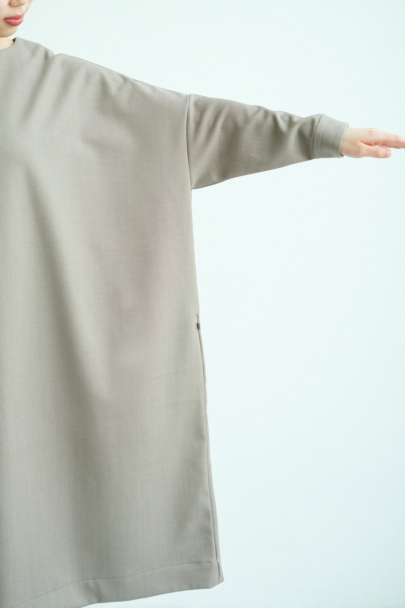 【Pre-order】Alpinix Largo One-piece Dress／Sand Beige（※Scheduled to be shipped around Dec 9）