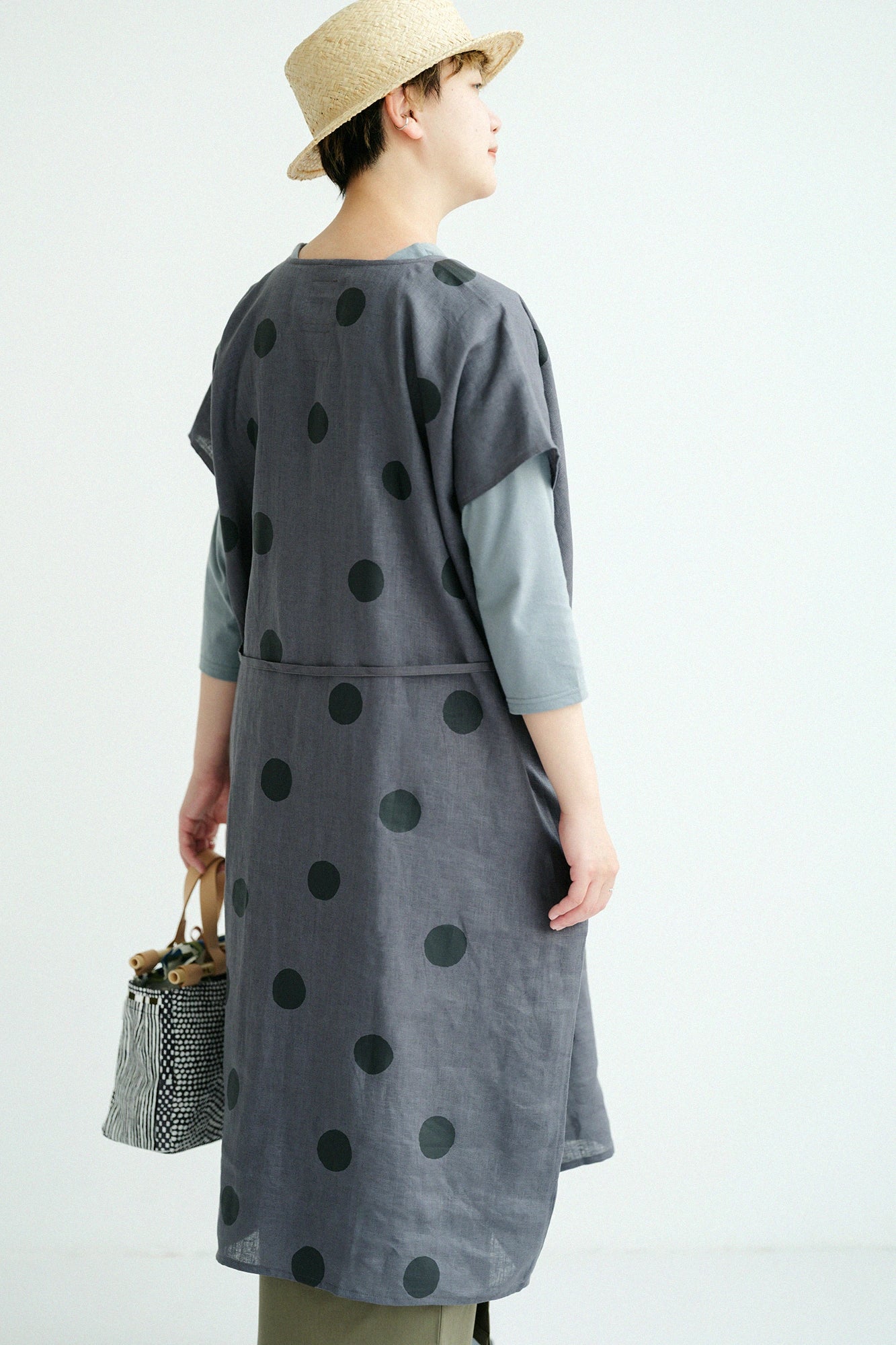 【3월 3일경 발송 예정】마 직사각형 원피스／스이교쿠마아라（마아라）와 여백 소탄색（케시즈미이로） 