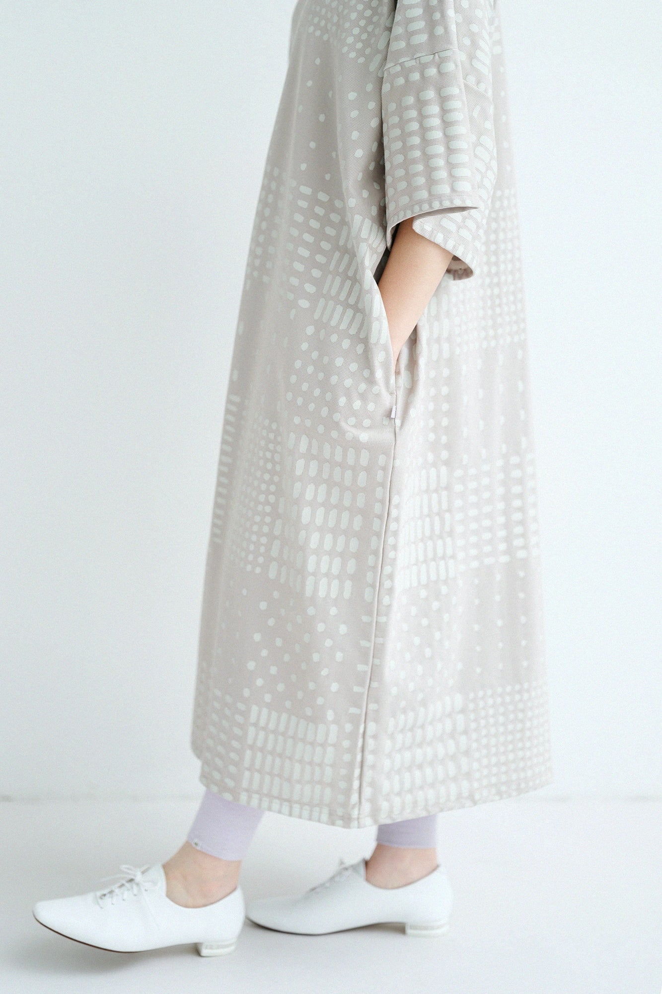 'Height:'154 cm,'WearsTaille : »Women F