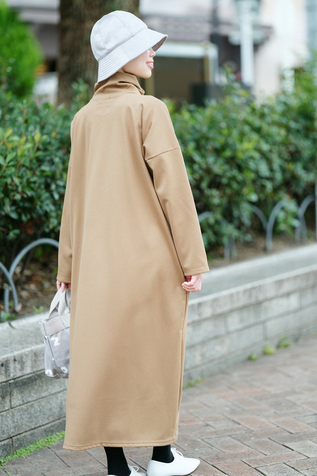 【Pre-order】Soft Thermo(R) Ponte Fabric Turtle Neck L/S One-piece Dress Maxi Length／Brown（※Scheduled to be shipped around Dec 9）