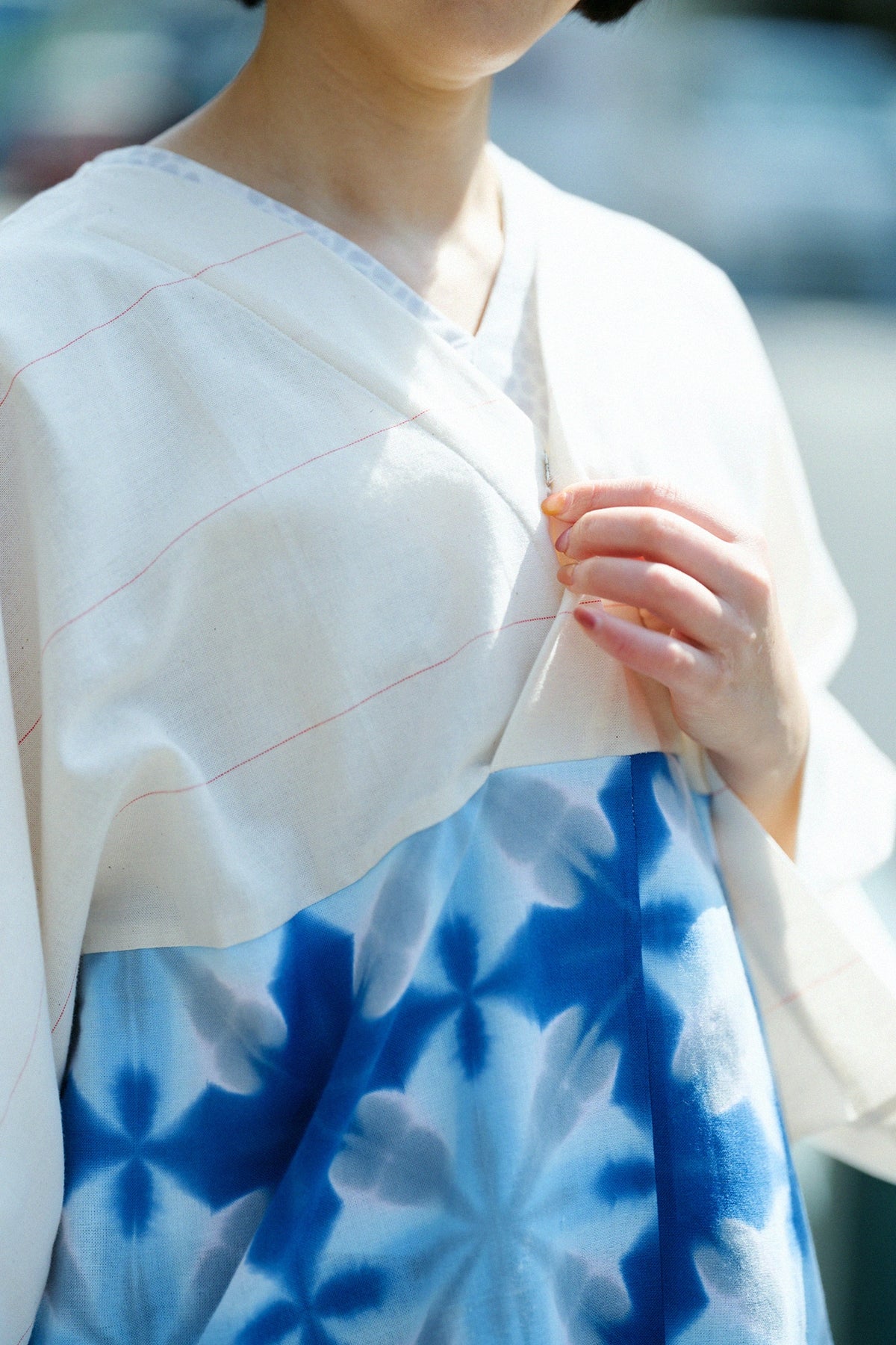 [Versand voraussichtlich um den 21. April] Mari-Baumwolle, Arimatsu Narumi Shibori, Ise-Baumwolle, Okatabira, kurze Länge (Mijikatake)/Streifenmuster (Shimabun) x Snowflower (Sekka), Blumenkorb (Hana Kuta), helles Ultramarin (Usuganjo)
