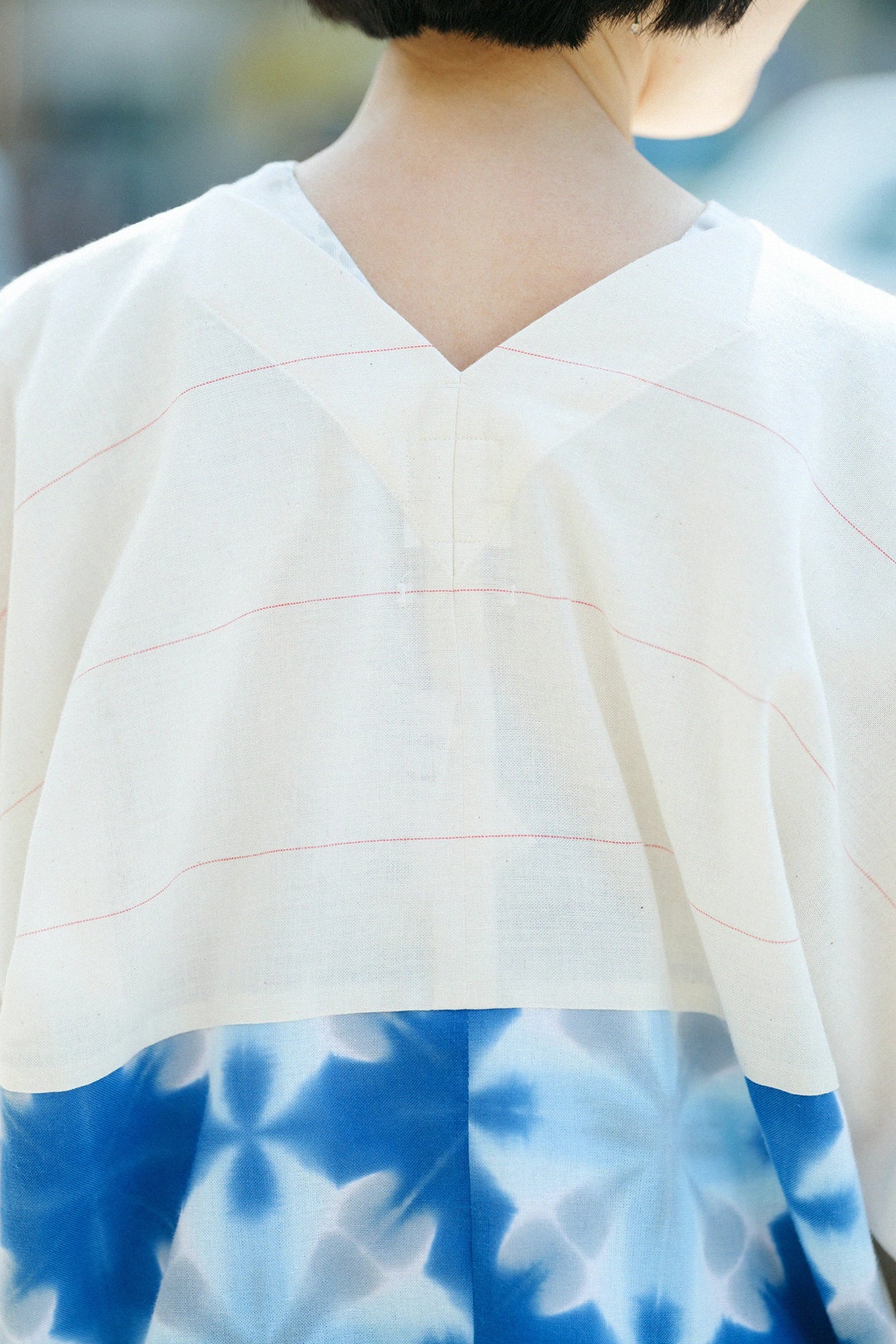 [Versand voraussichtlich um den 21. April] Mari-Baumwolle, Arimatsu Narumi Shibori, Ise-Baumwolle, Okatabira, kurze Länge (Mijikatake)/Streifenmuster (Shimabun) x Snowflower (Sekka), Blumenkorb (Hana Kuta), helles Ultramarin (Usuganjo)