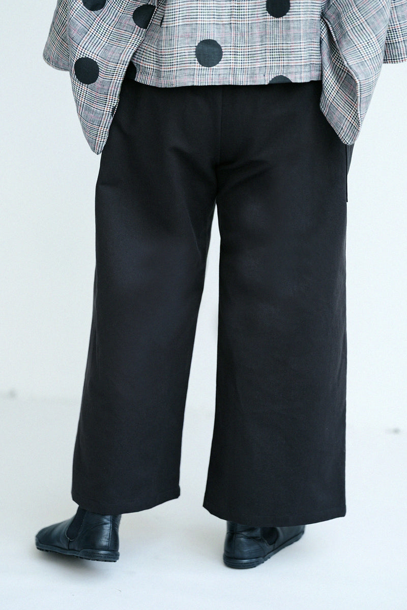 Square Pockets Monpe Pants