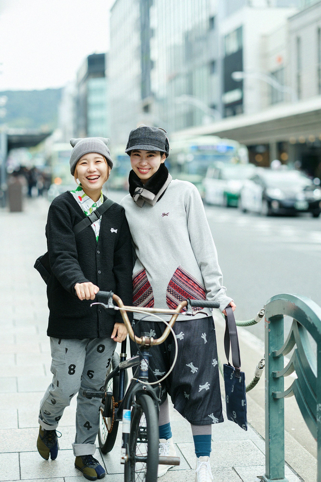 【◯预购】义大利毛绒针织V领L/S外套／黑色（※预计于12月2日左右发货）