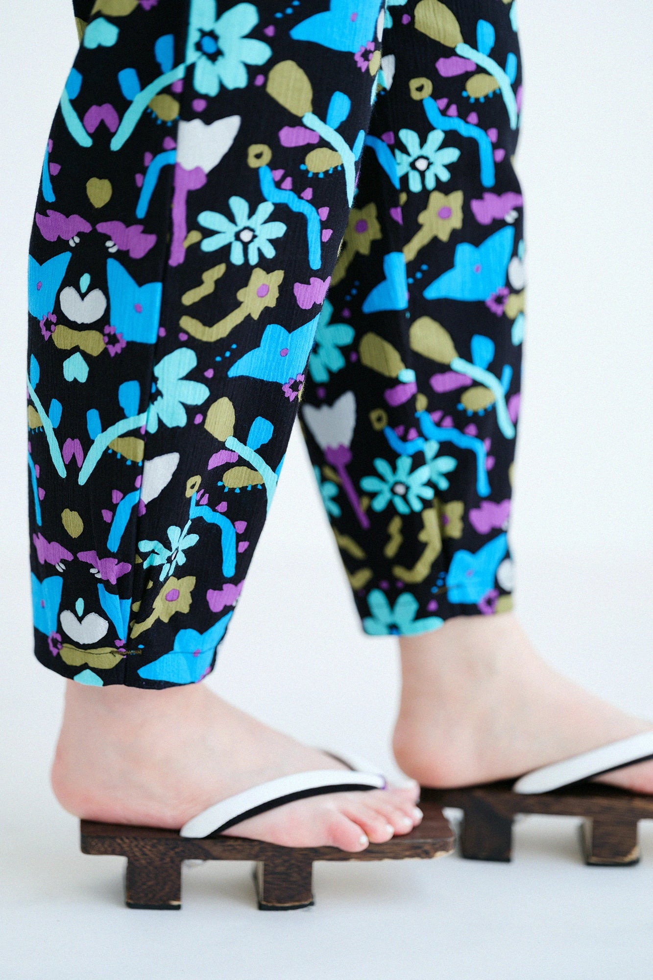 【Ships ard. 6/23】Chizimi Cotton 20/20 Monpe Worker Pants / Play Around