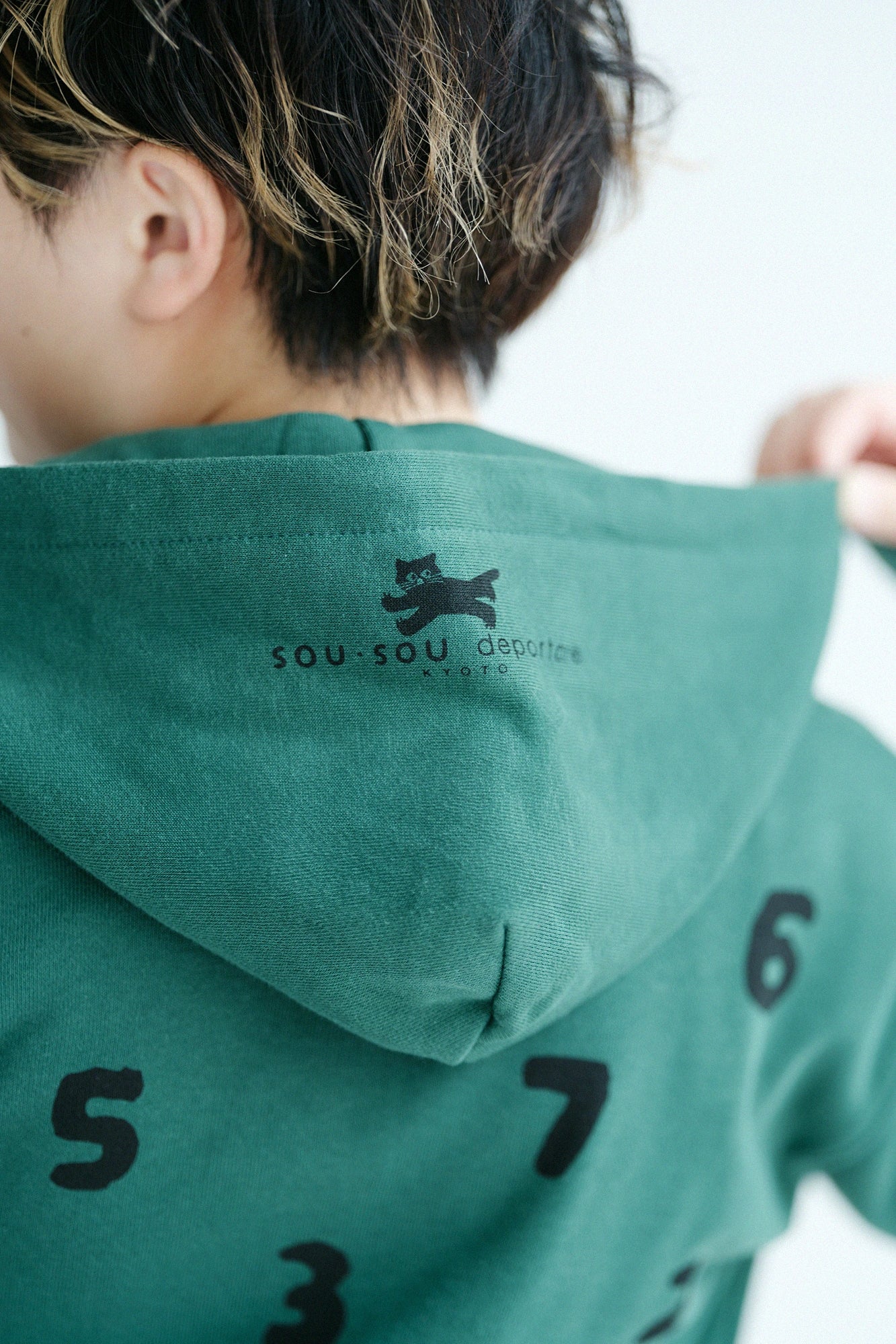 SO-SU-U 데포르타레 ZIP UP 스웨트 파카[9.7]/아이비 그린