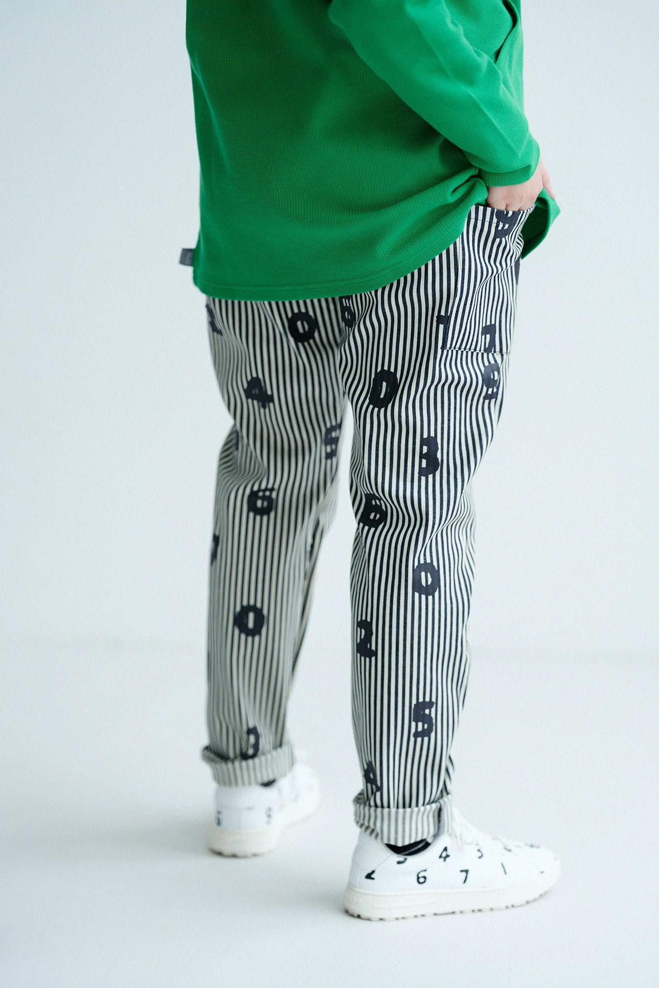 [Expédition prévue vers le 10 mars] Pantalon cargo fuselé en denim Hickory/Indigo x SO-SU-U