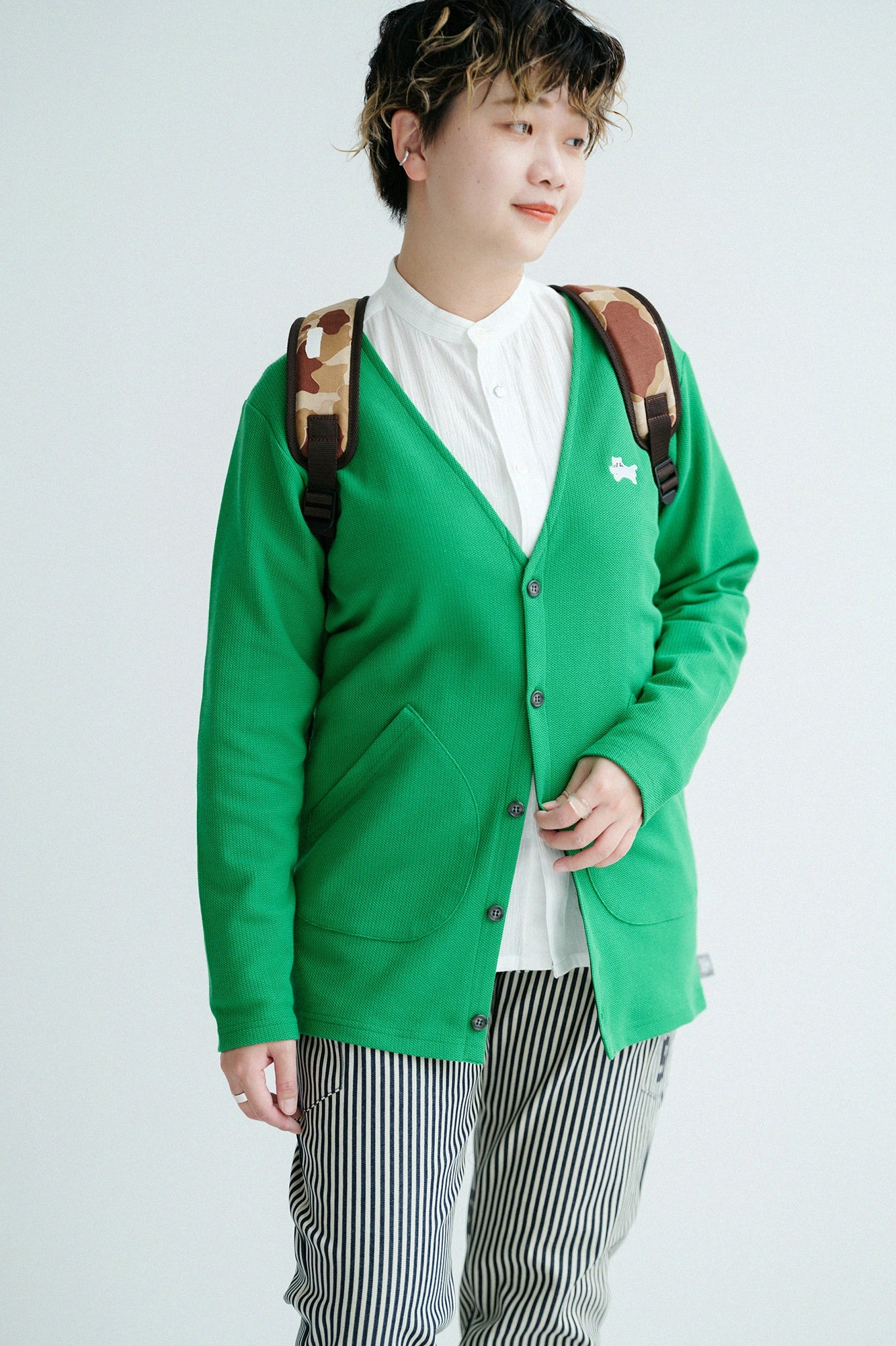 [Versand voraussichtlich um den 10. März] Kanoko-Strickjacke mit V-Ausschnitt/Grün