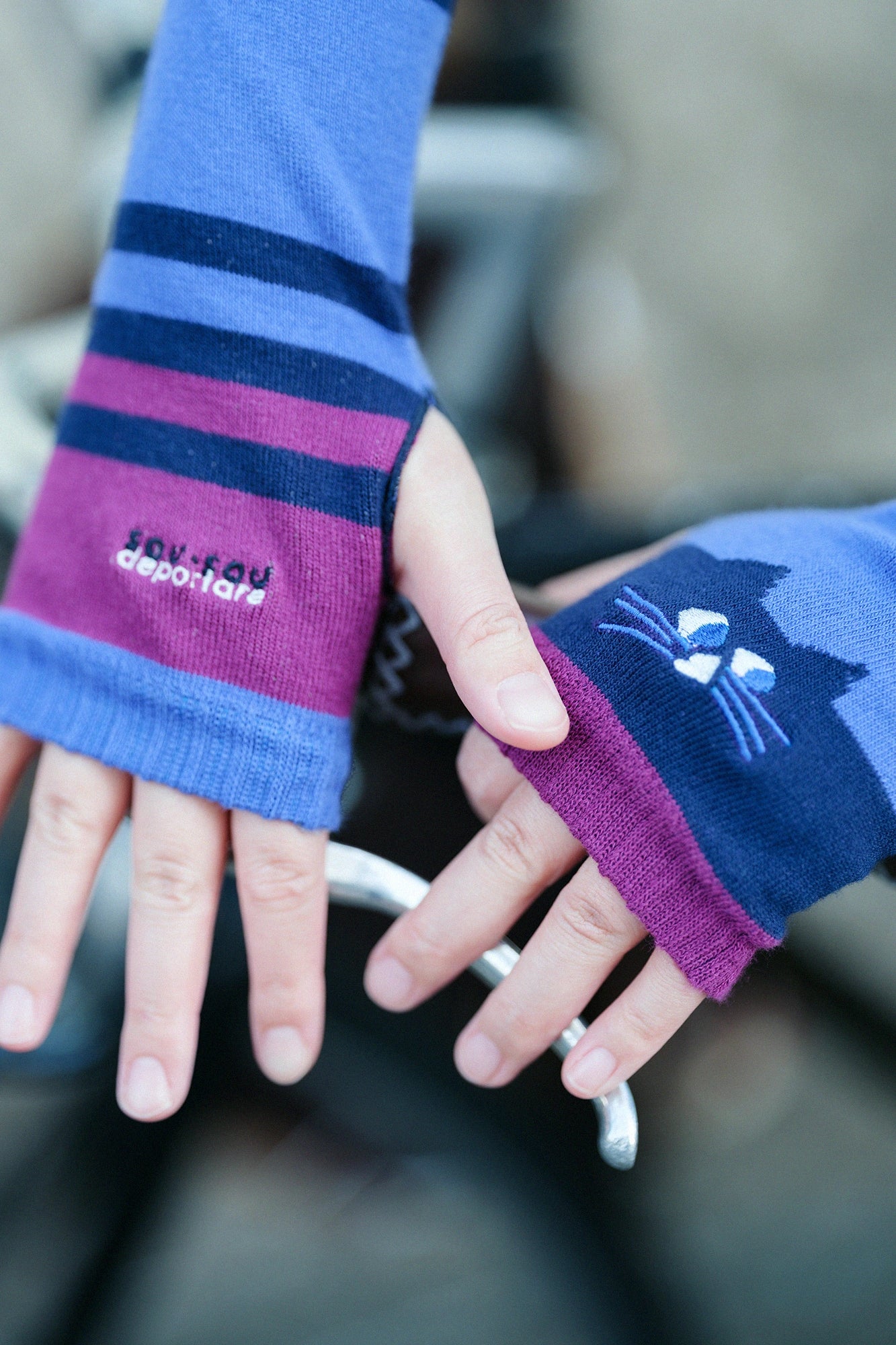 [Expédition prévue vers le 28 avril] depo Nyan Dry Nova Arm Sleeves/Navy