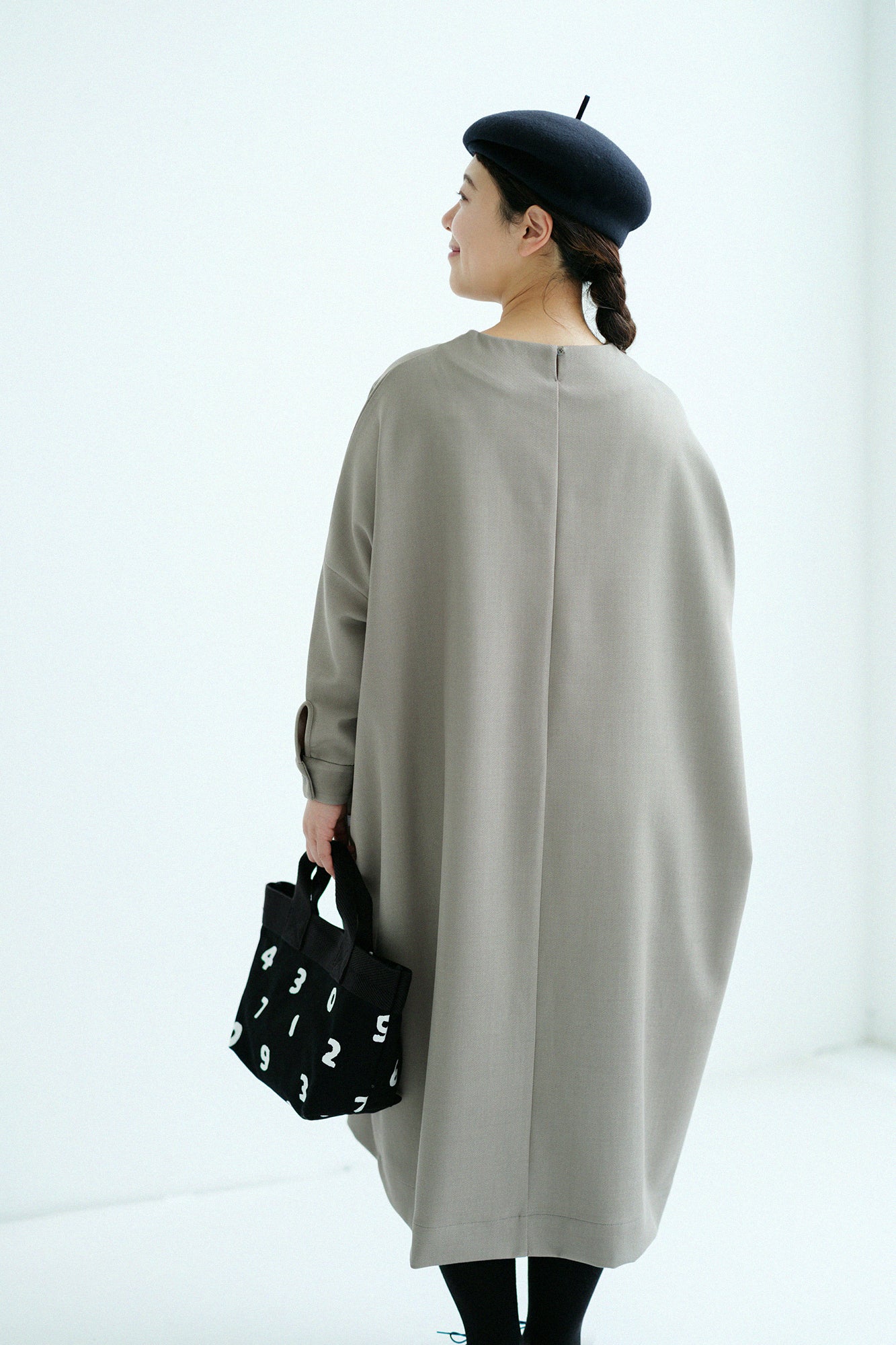 【Pre-order】Alpinix Largo One-piece Dress／Sand Beige（※Scheduled to be shipped around Dec 9）