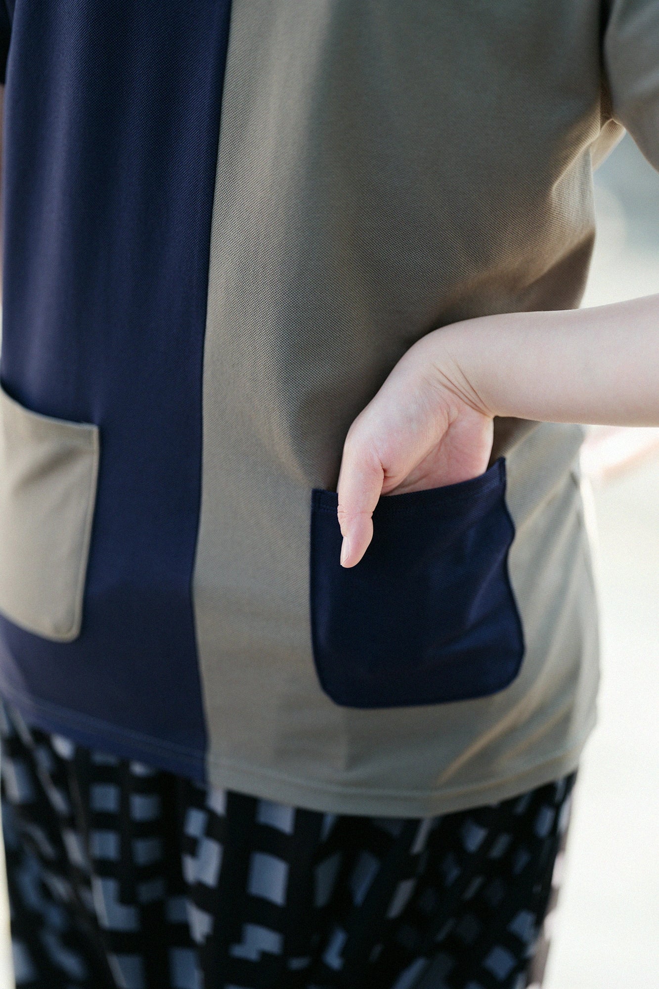 C/CM(R) Kanoko Seed Stitch Die-cut T-shirt / Raw Amber×Navy